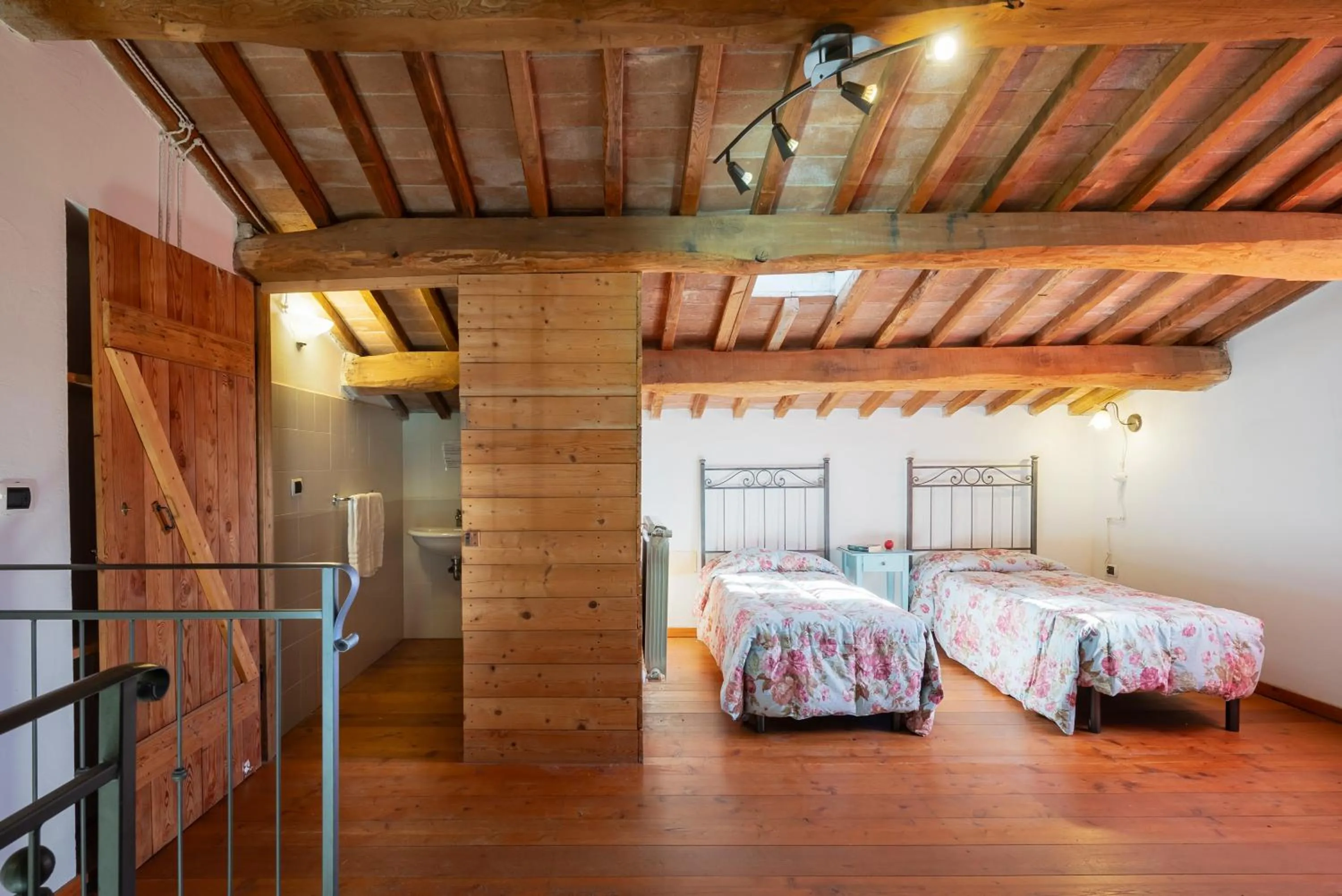 Photo of the whole room, Bed in Relais Il Ciliegio