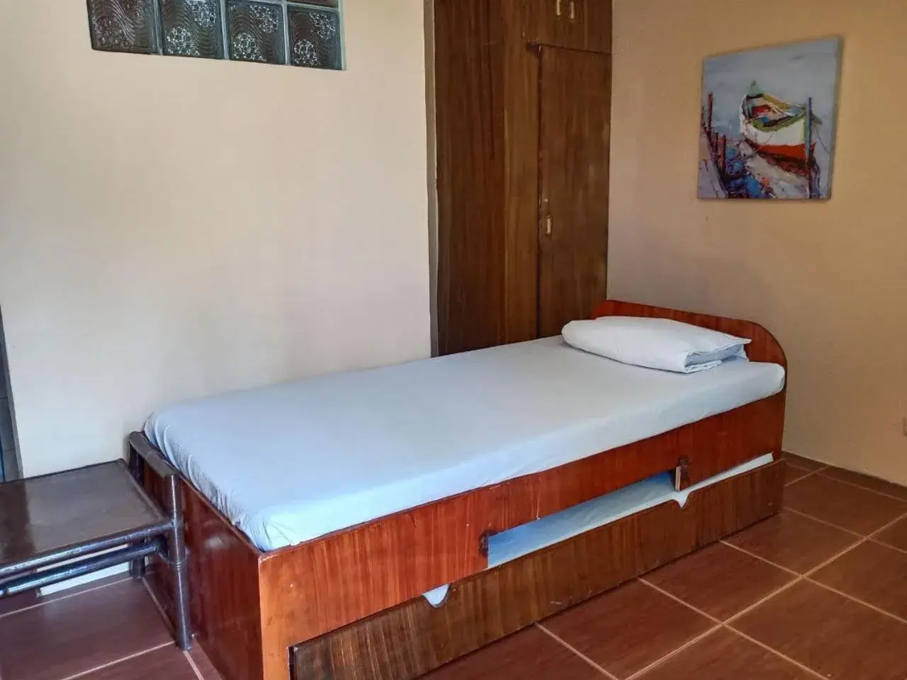 Bed in RedDoorz Near Gaisano Grand Cordova Bed in RedDoorz Near Gaisano Grand Cordova