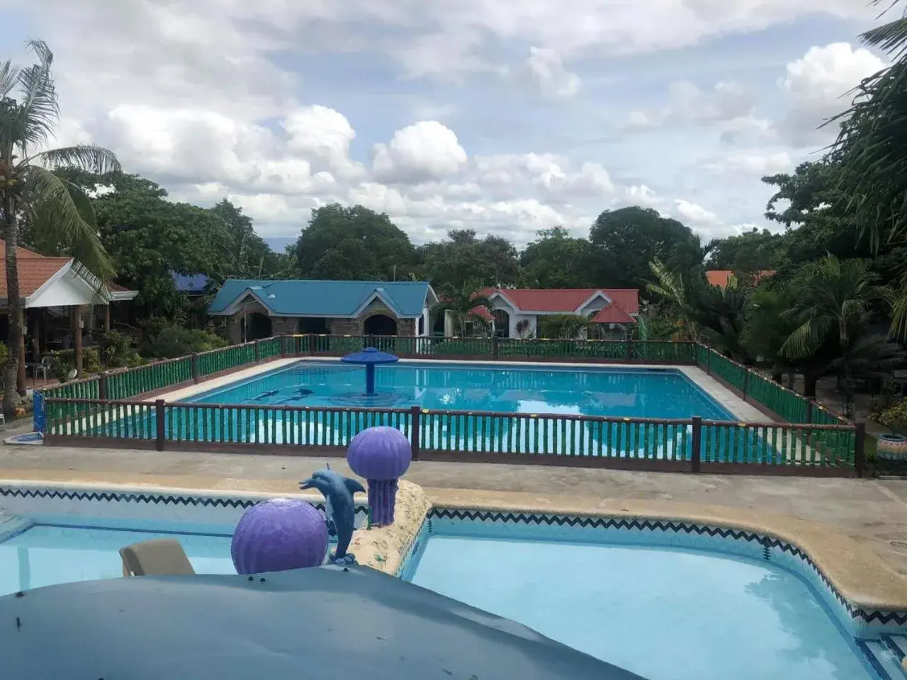 Property building in RedDoorz Near Gaisano Grand Cordova Property building in RedDoorz Near Gaisano Grand Cordova