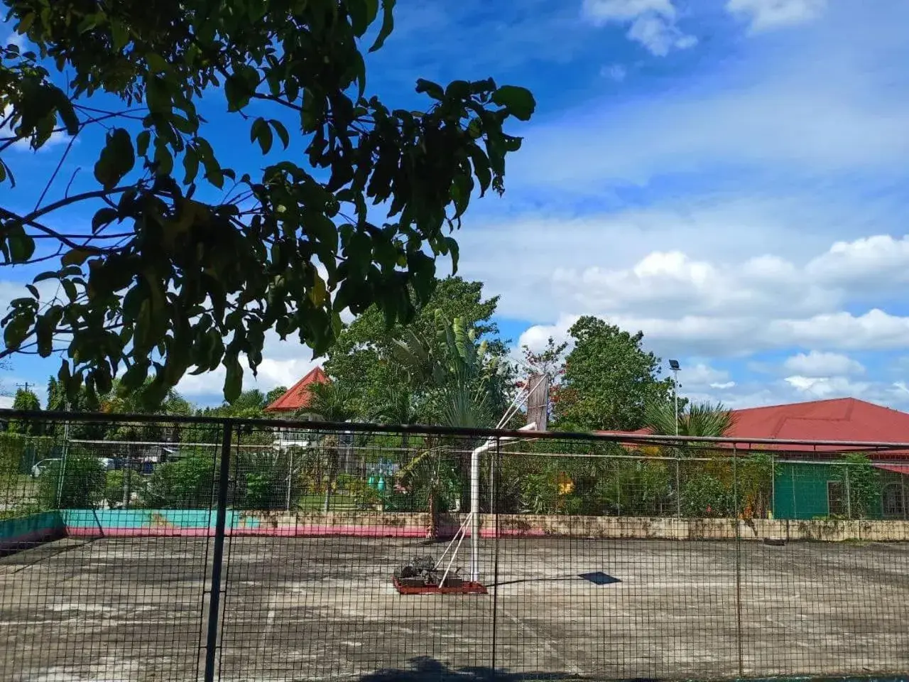 Property building in RedDoorz Near Gaisano Grand Cordova Property building in RedDoorz Near Gaisano Grand Cordova