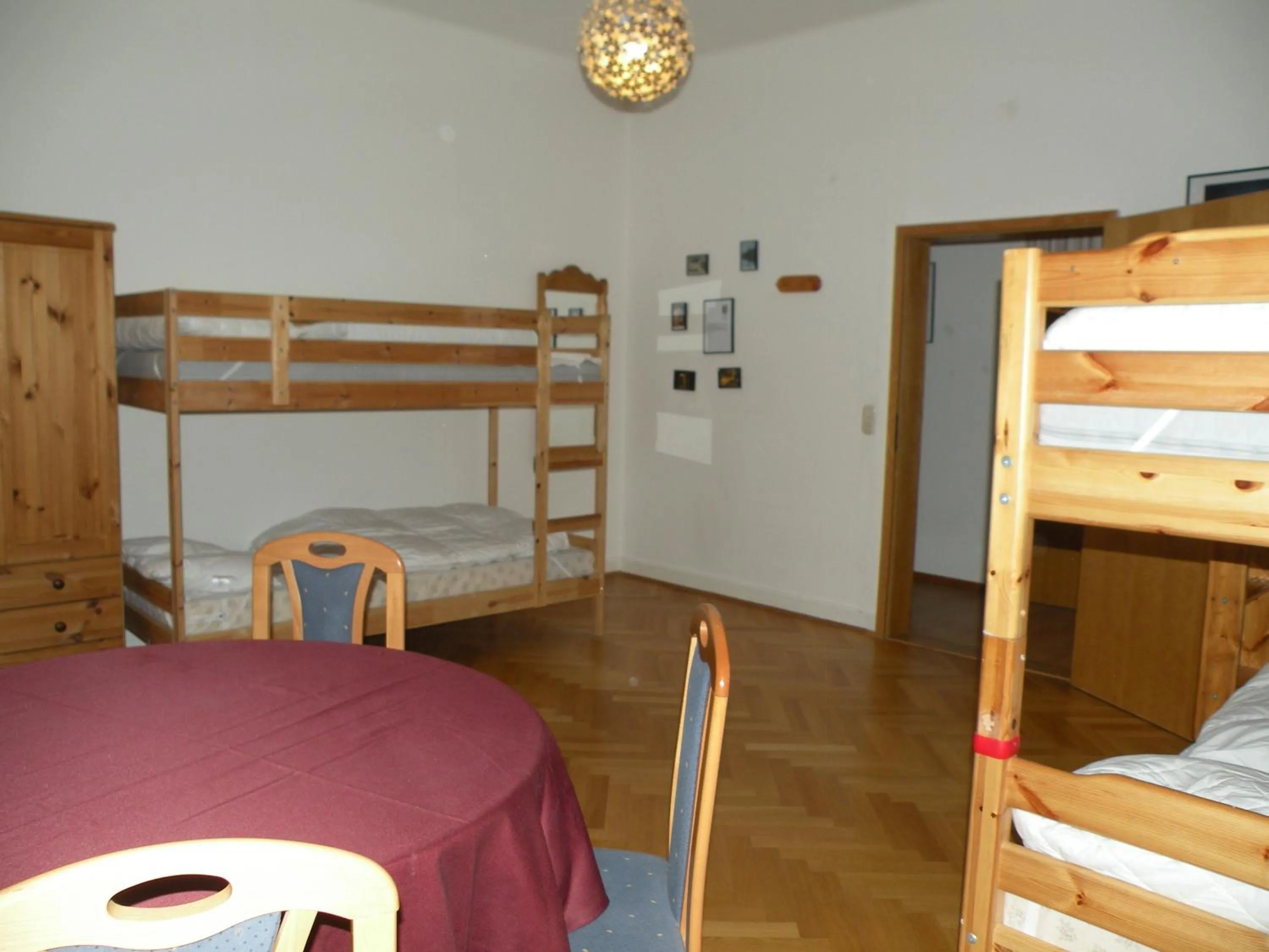 Staff, Bed in Hostel Goslar