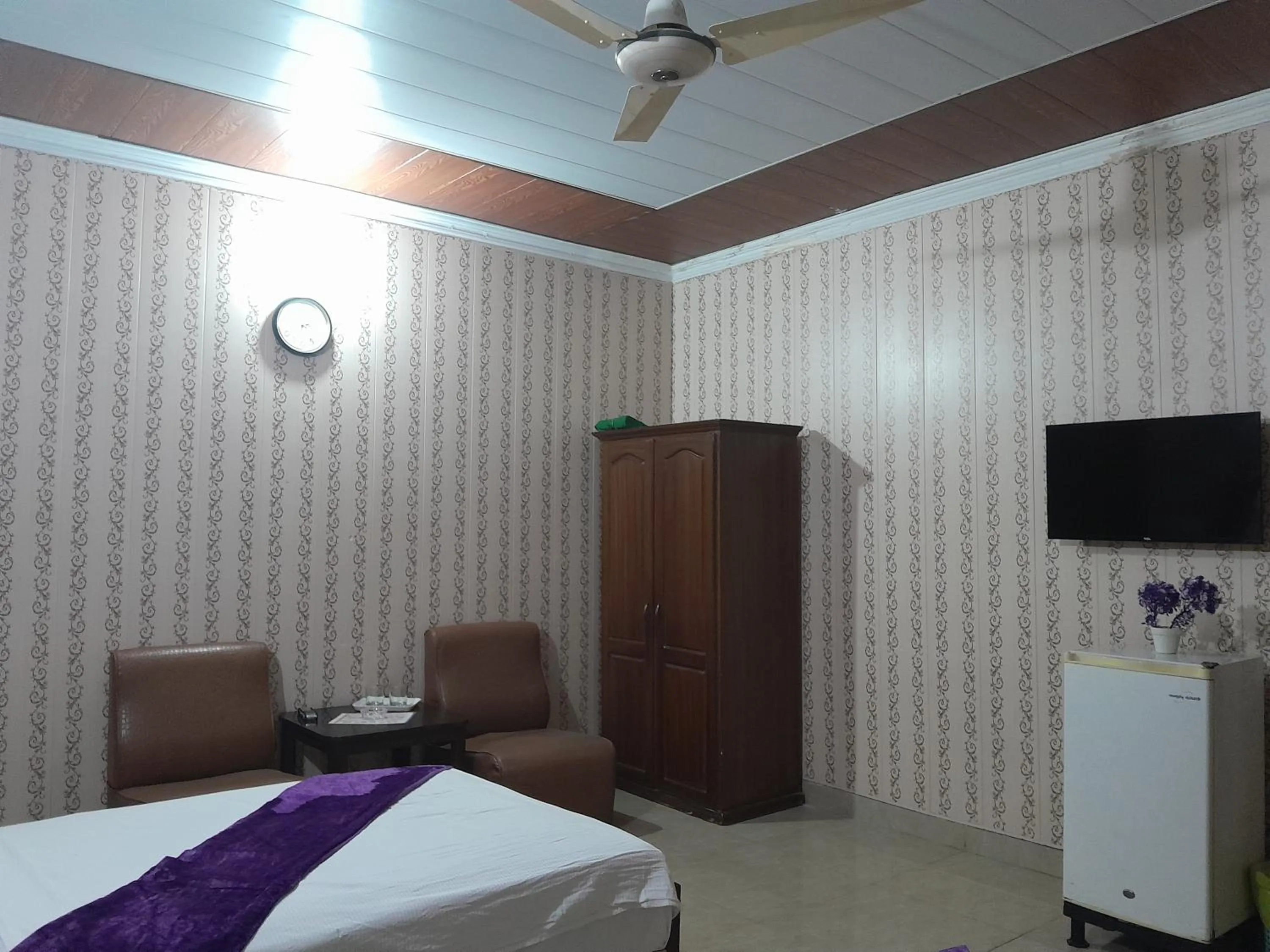 Bedroom, Bed in Hotel Tulip INN Faisal Town