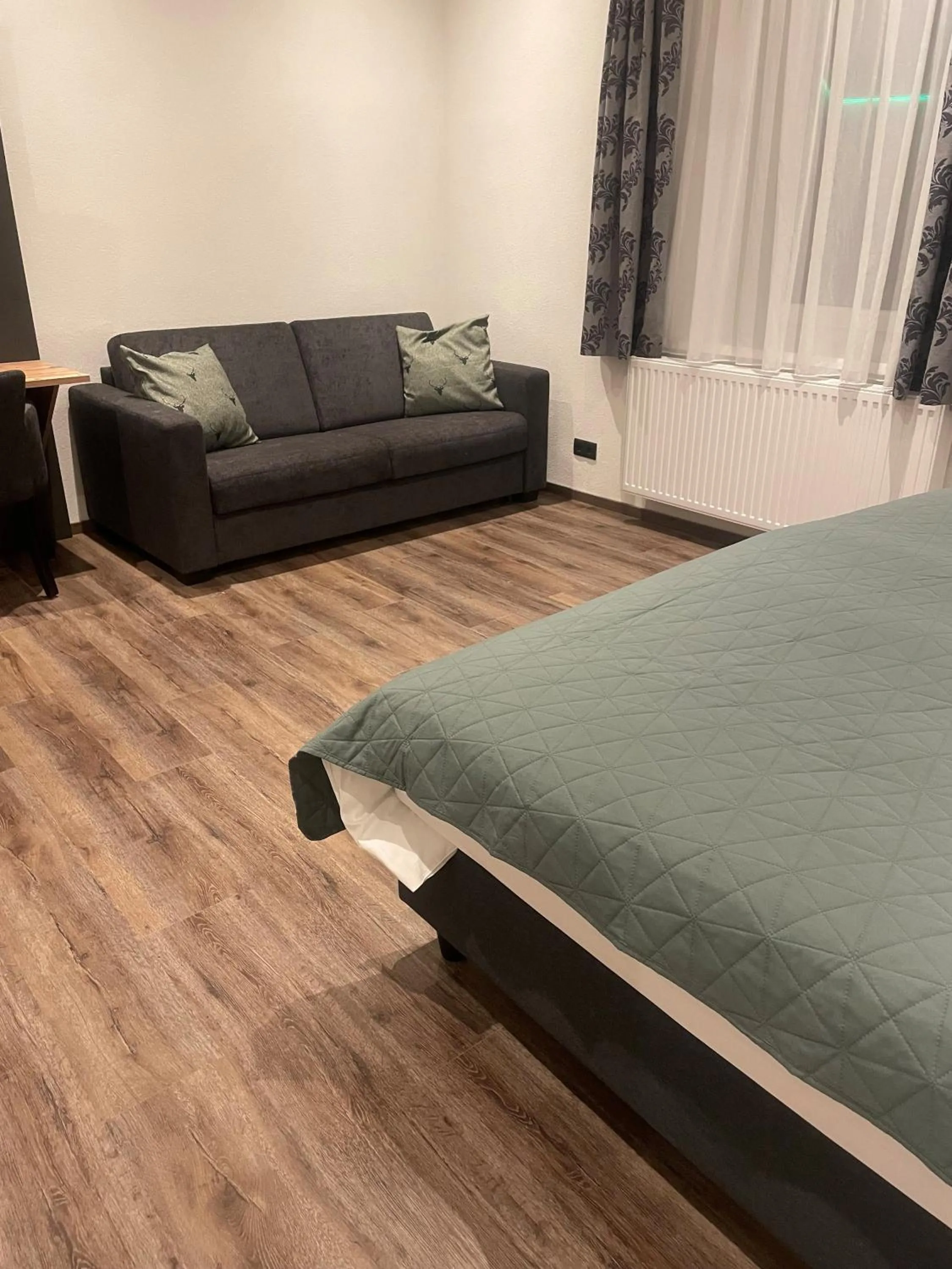 Bedroom, Bed in Hotel Wilder Mann