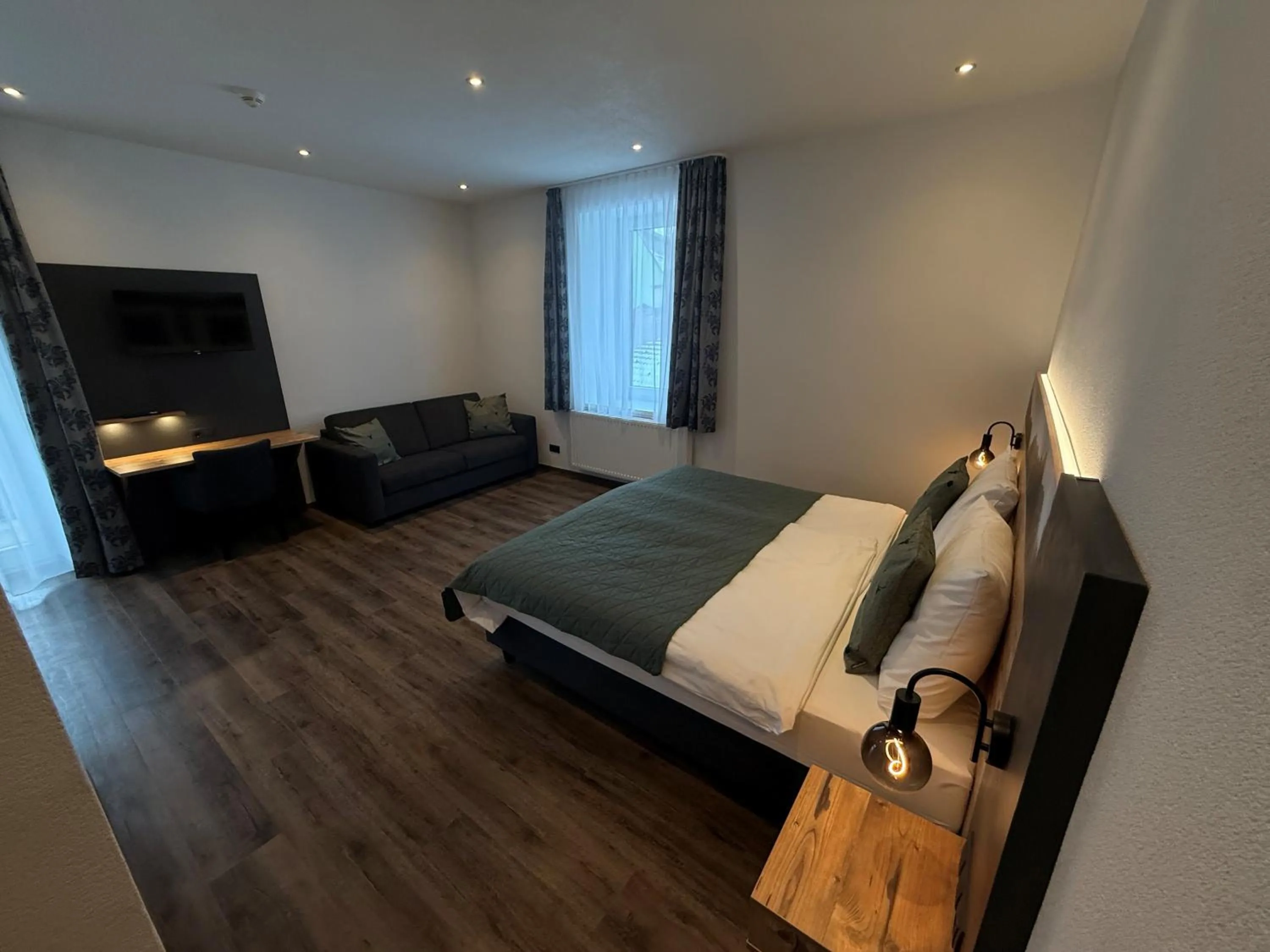 Bedroom, Bed in Hotel Wilder Mann