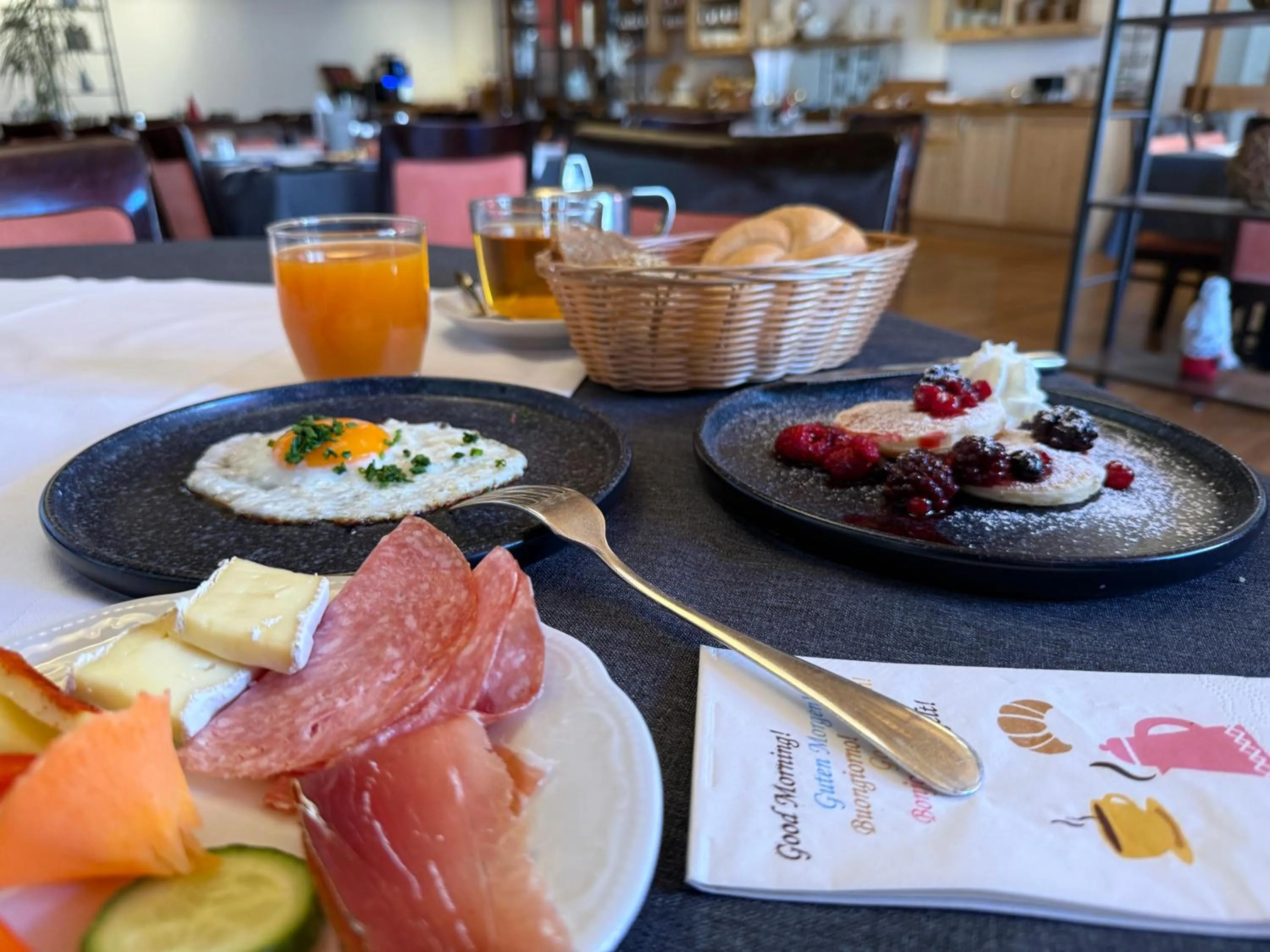 Breakfast in Hotel Wilder Mann