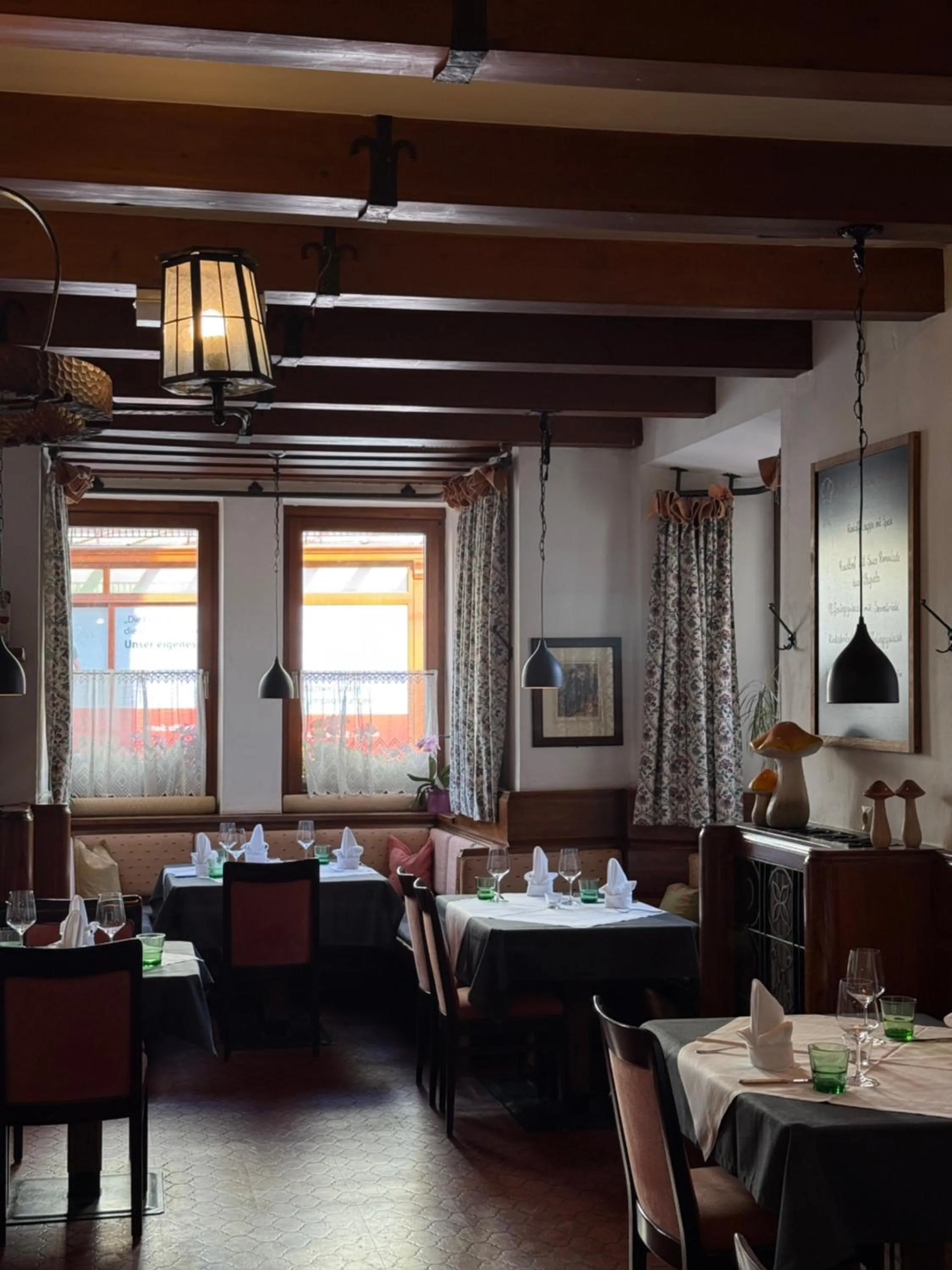 Restaurant/places to eat in Hotel Wilder Mann