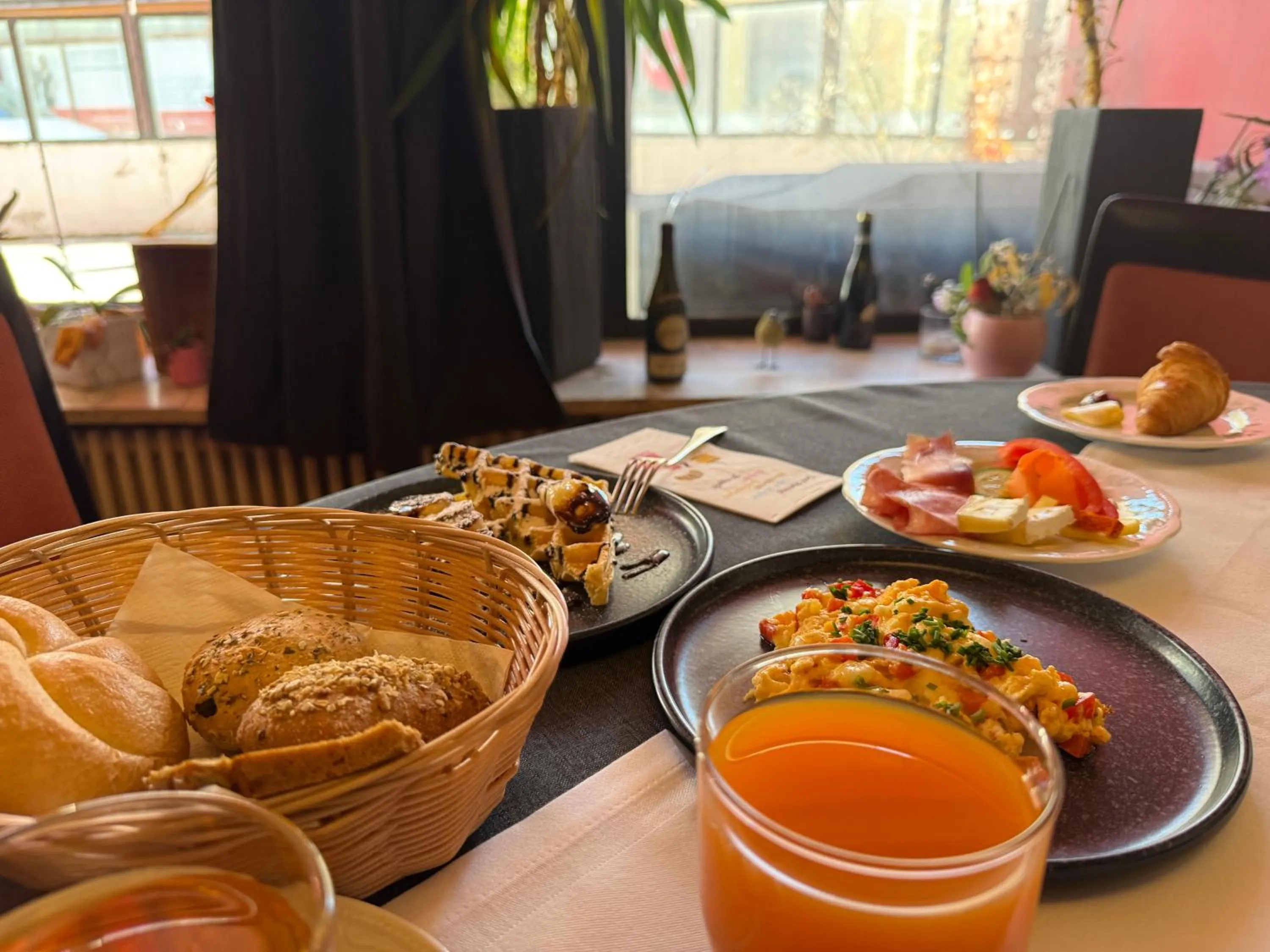 Breakfast in Hotel Wilder Mann