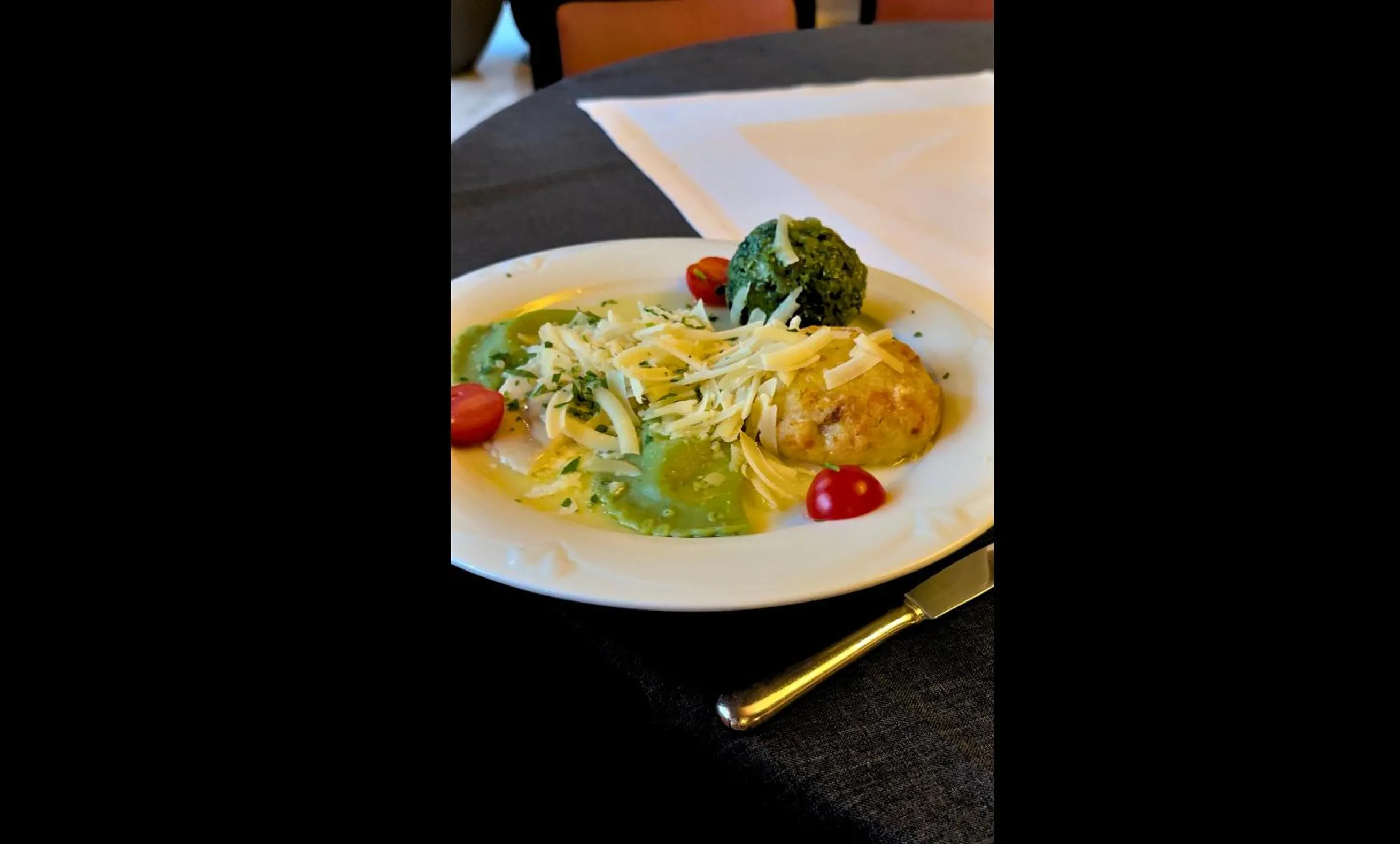 Food and drinks in Hotel Wilder Mann