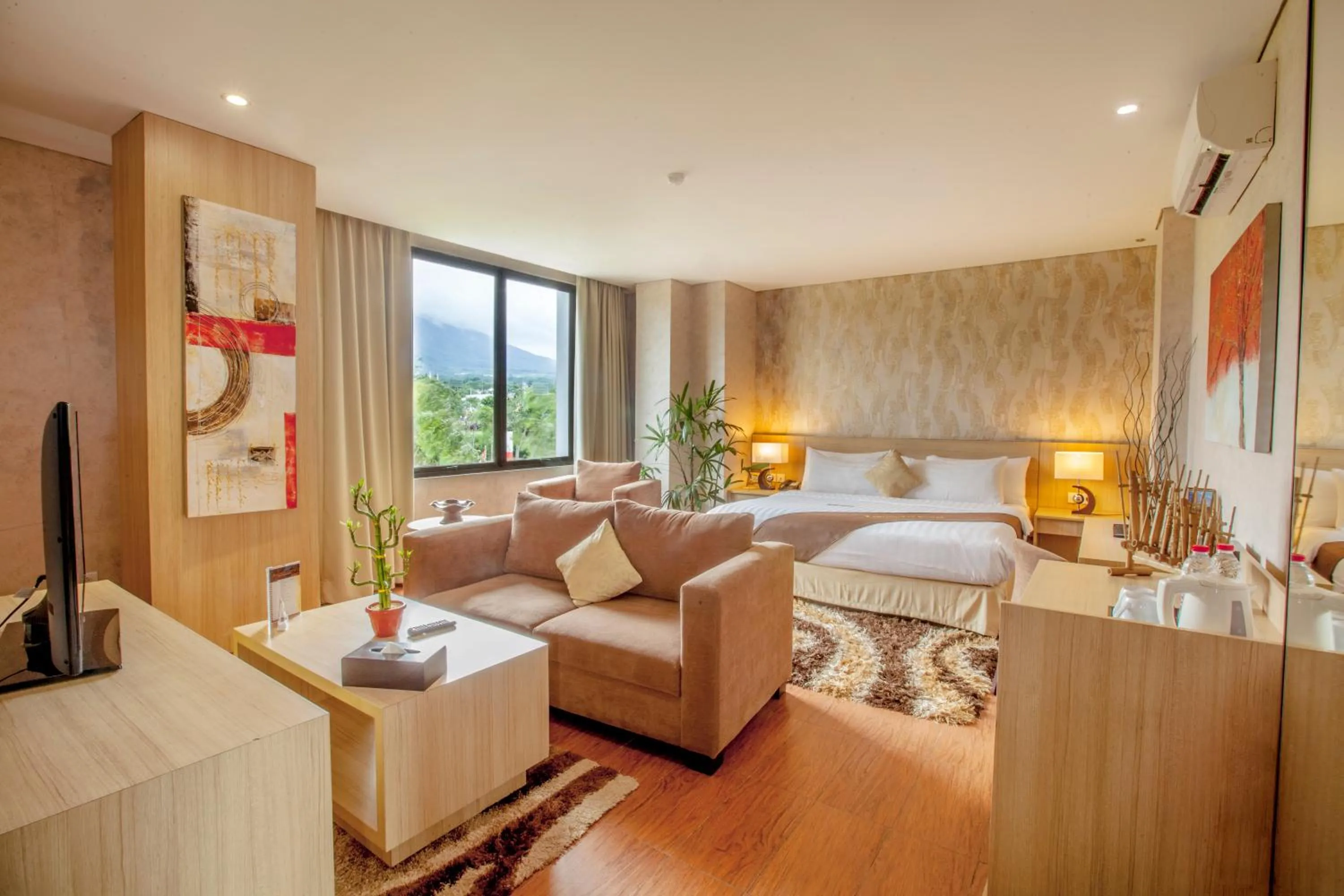 Bed in Padjadjaran Suites Resort and Convention Hotel