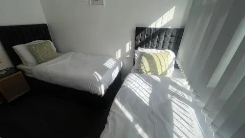 Sangha House - Short Stays
