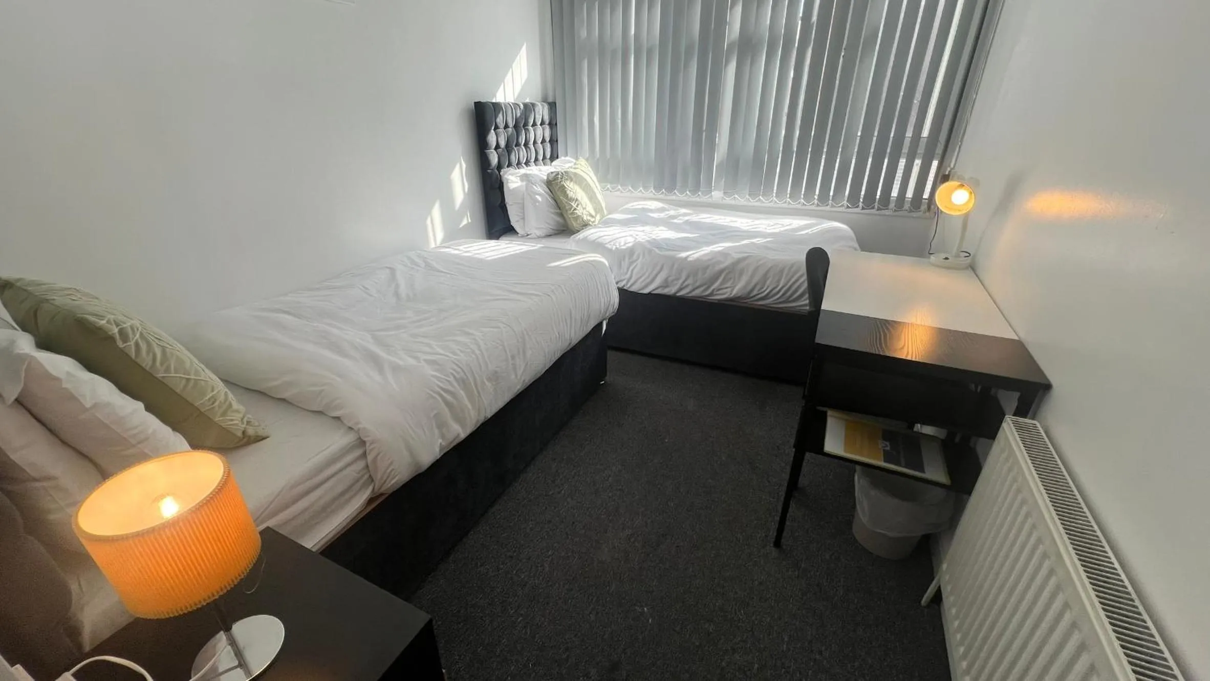 Bed in Sangha House - Short Stays
