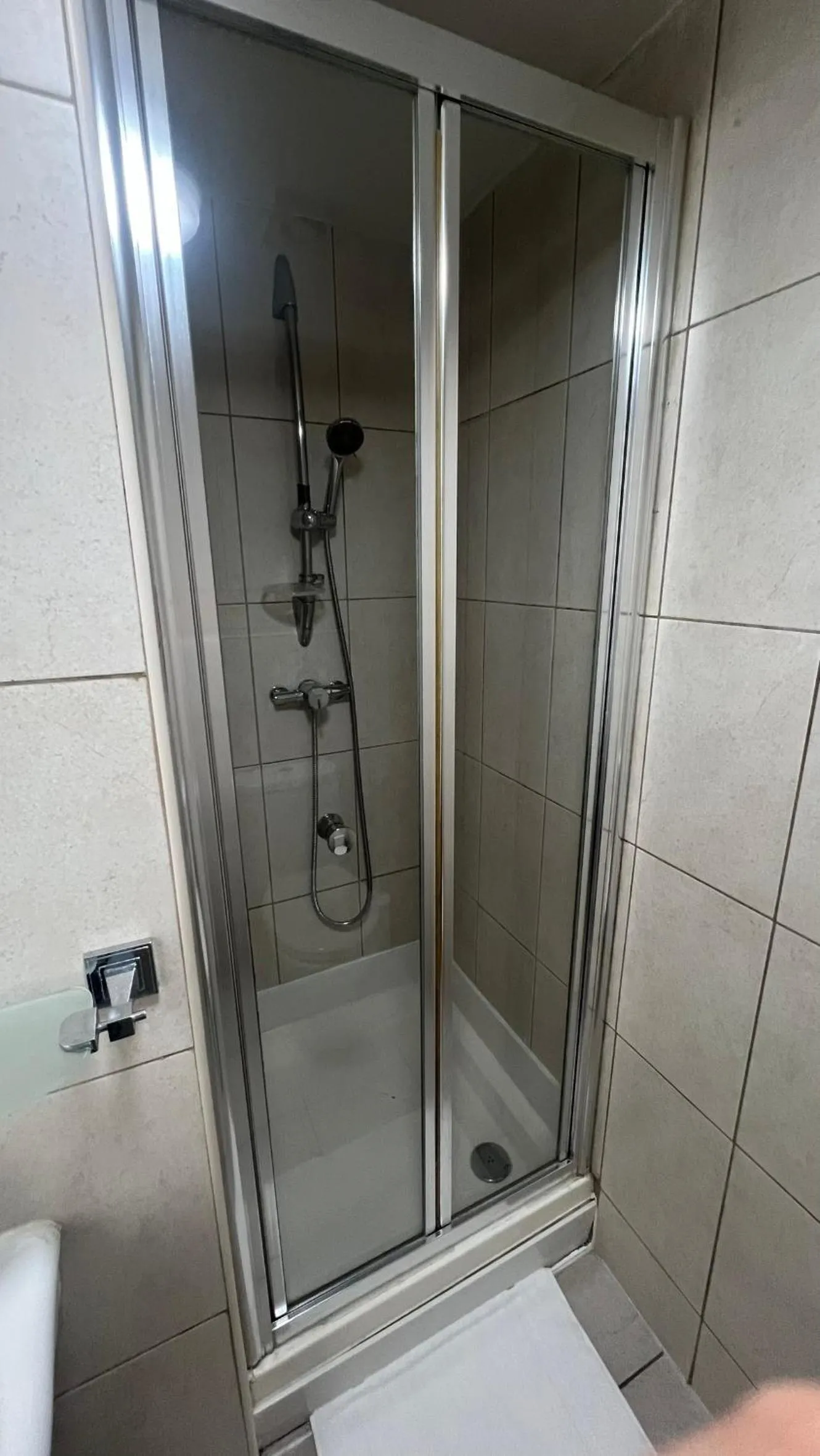 Shower in Sangha House - Short Stays