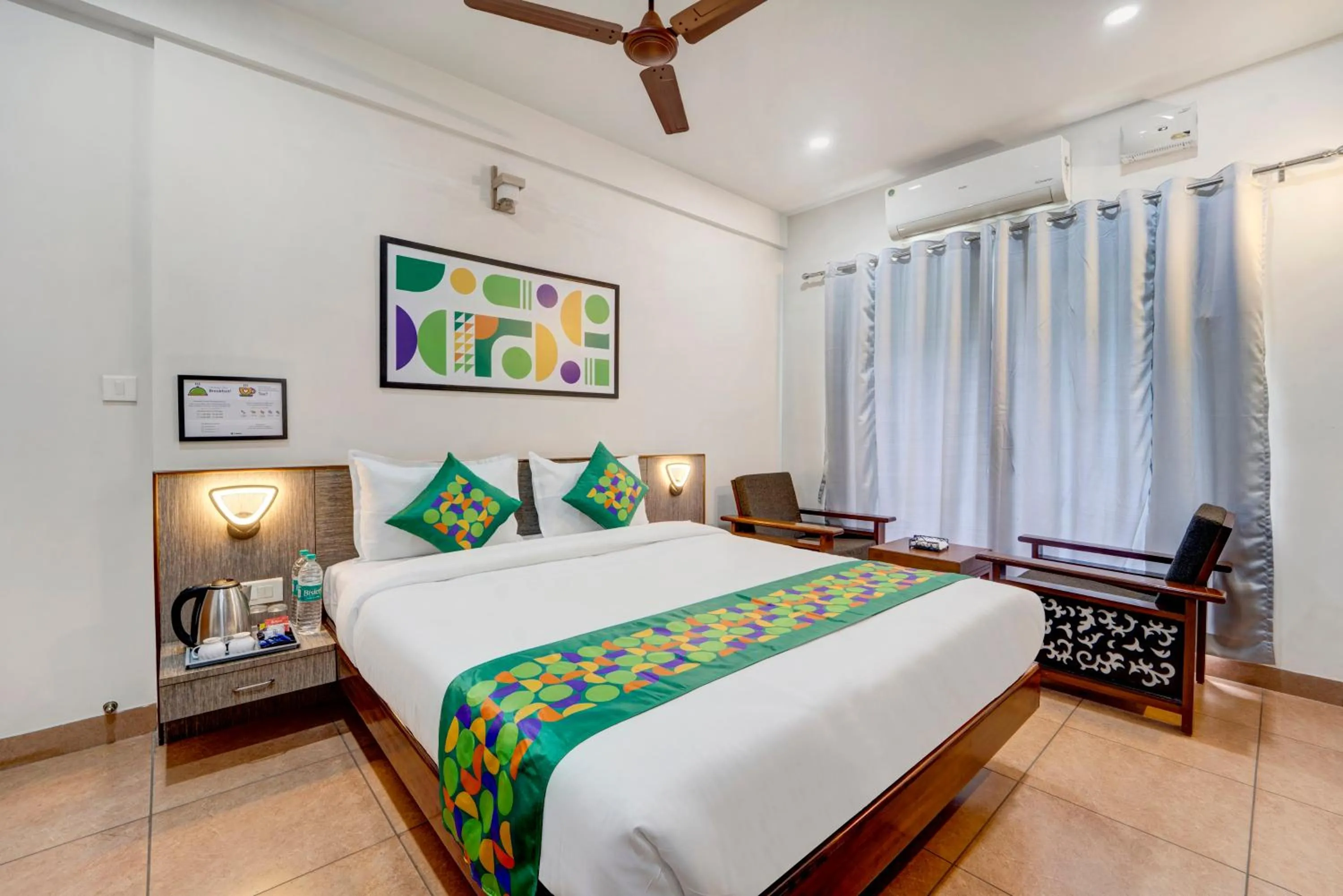 Bedroom, Bed in Treebo Pratham Inn, Manipal