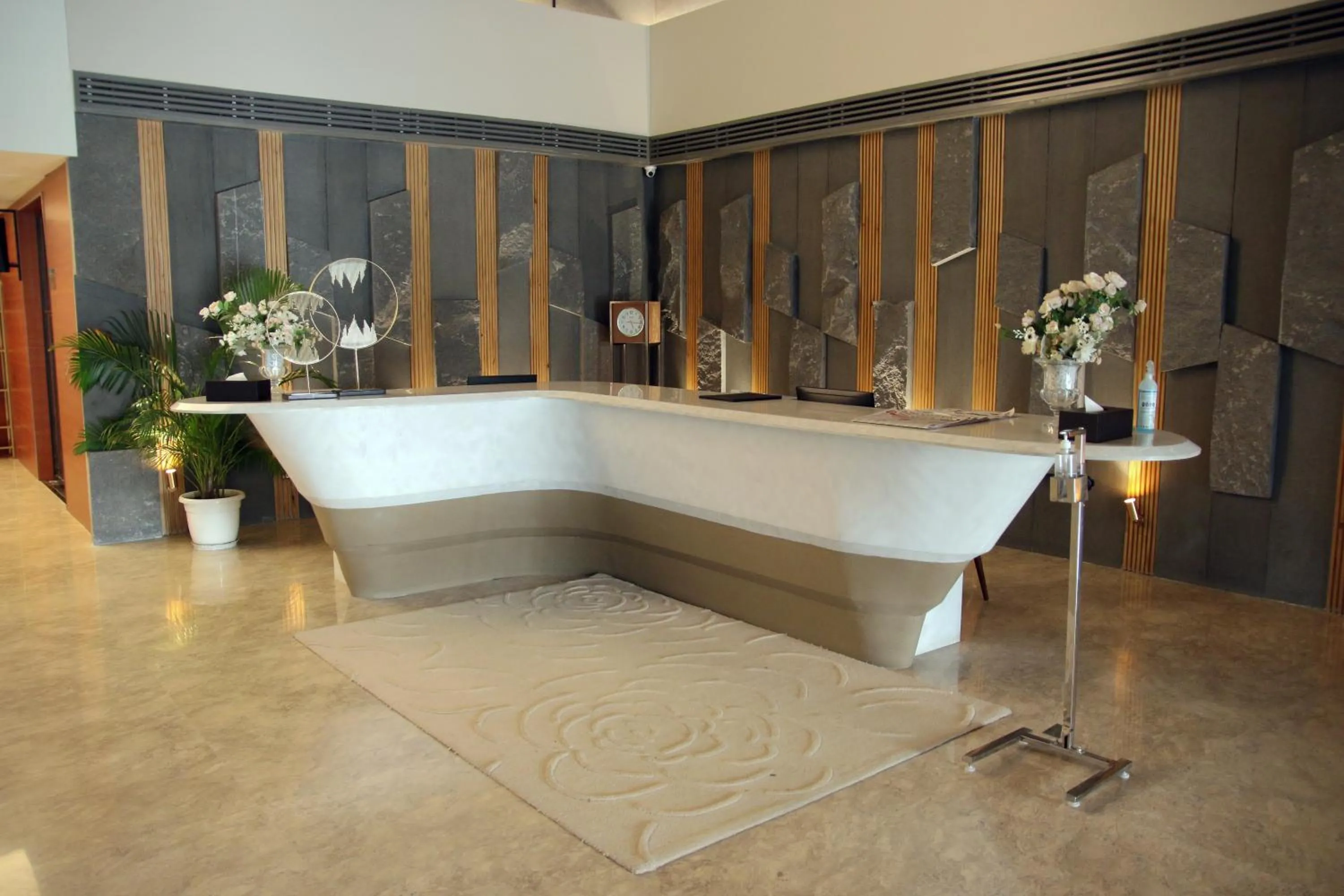 Lobby or reception in Udman Hotel Greater Noida