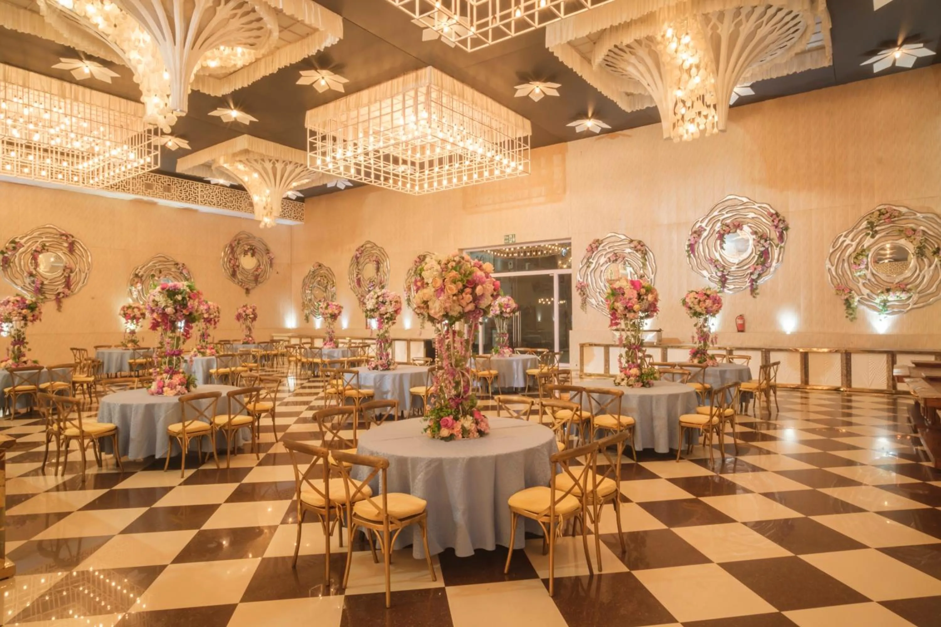 Banquet/Function facilities in Udman Hotel Greater Noida