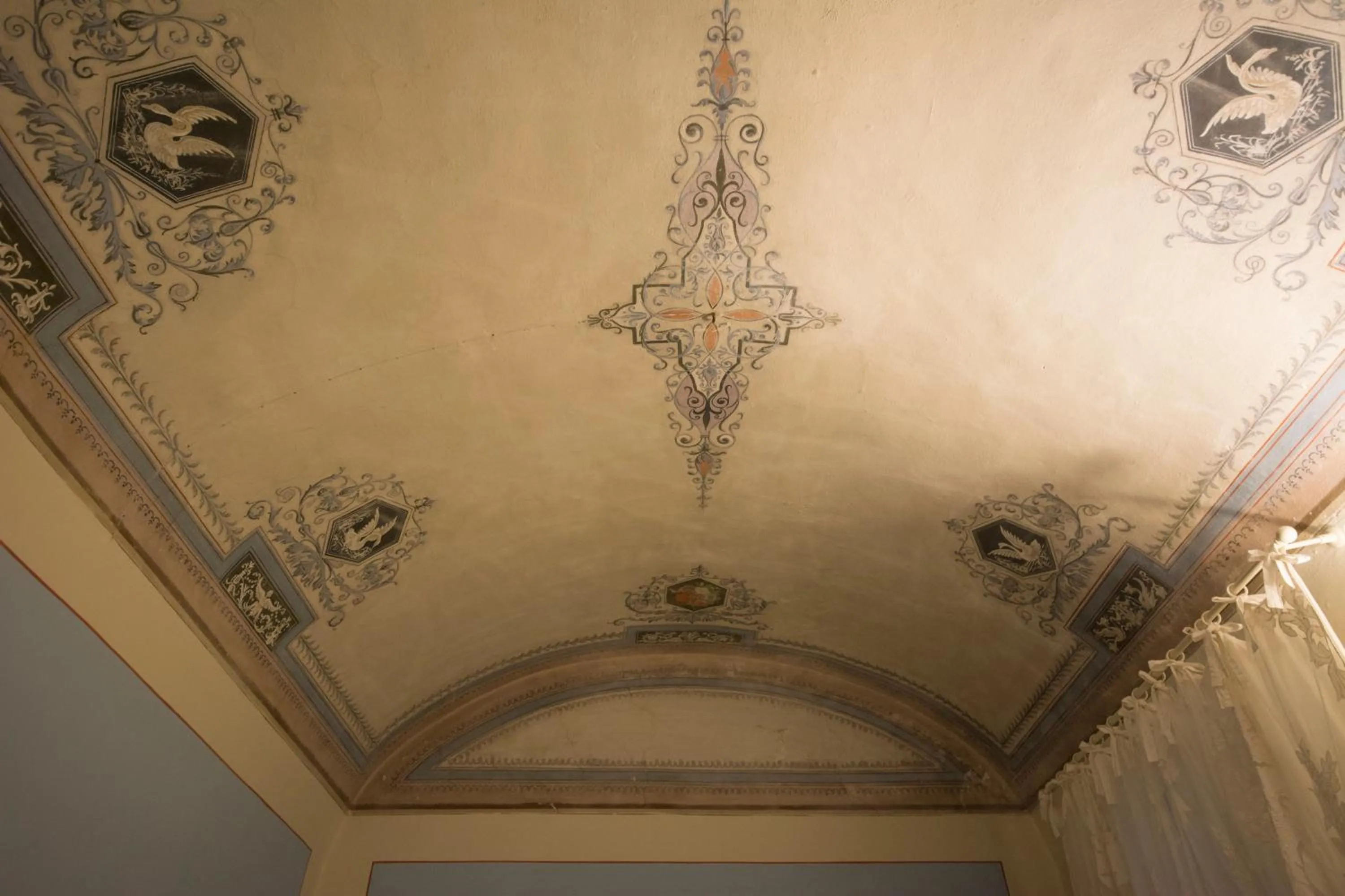 Decorative detail in B&B Pantaneto - Palazzo Bulgarini