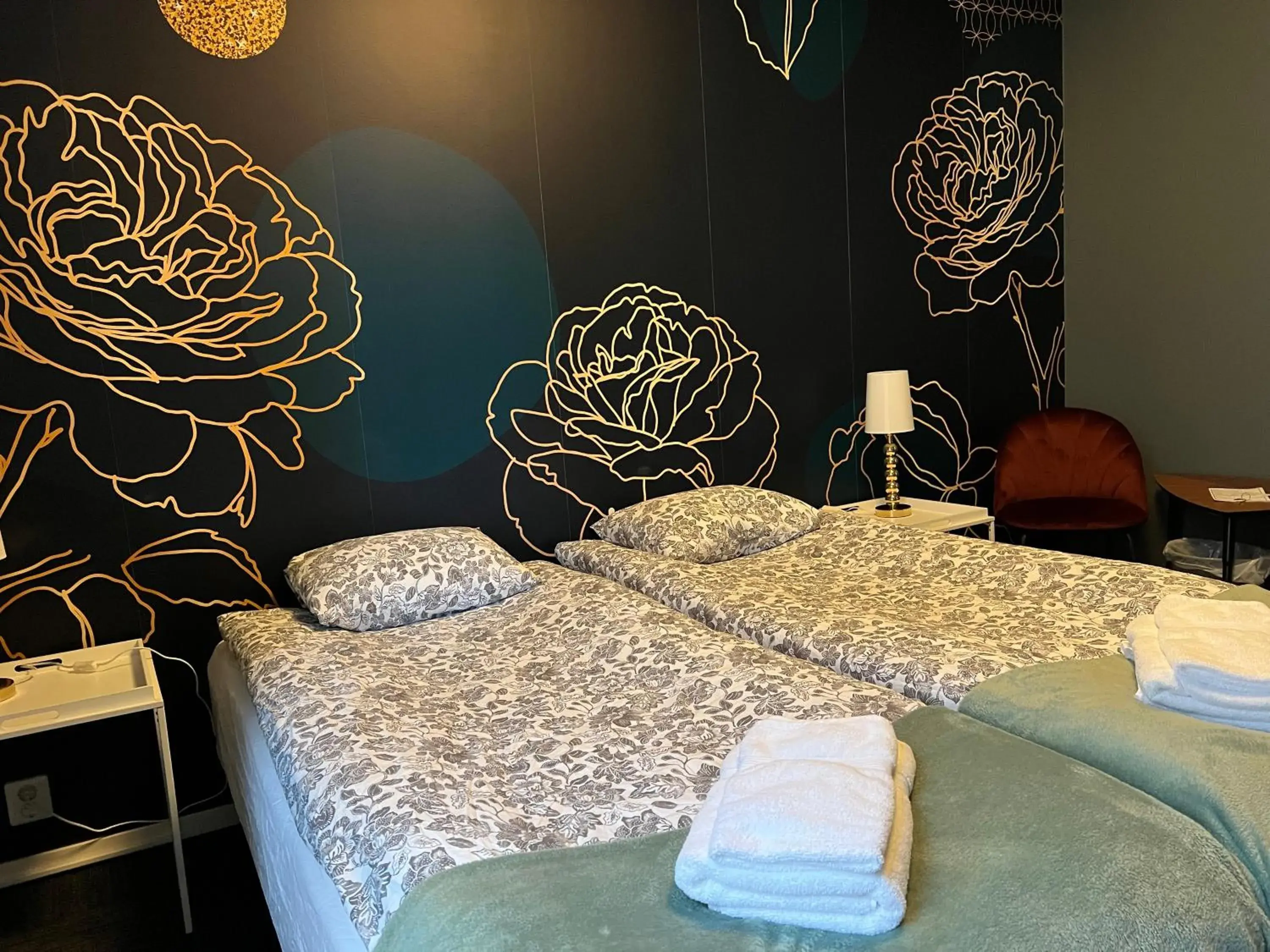 Photo of the whole room, Bed in Mini-Hotel Borås Regementet Photo of the whole room, Bed in Mini-Hotel Borås Regementet