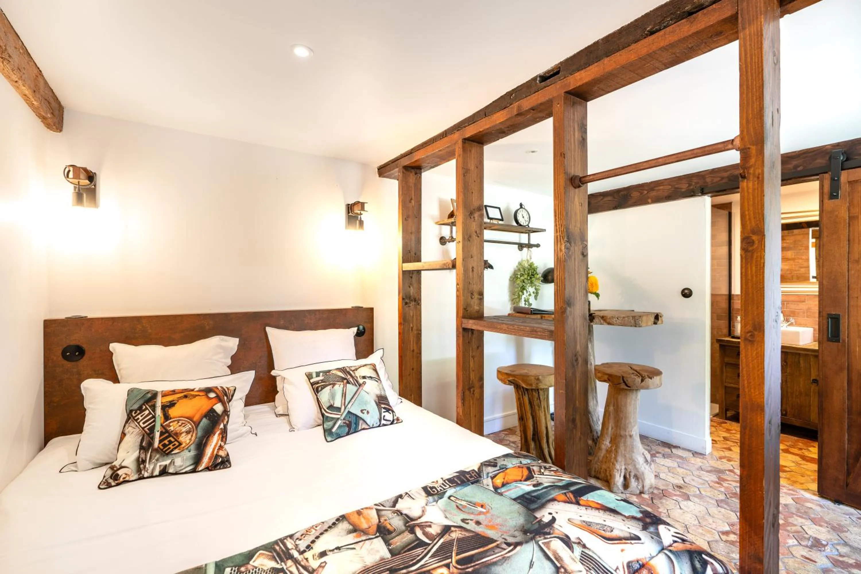 Bed in La Maison du Corsaire