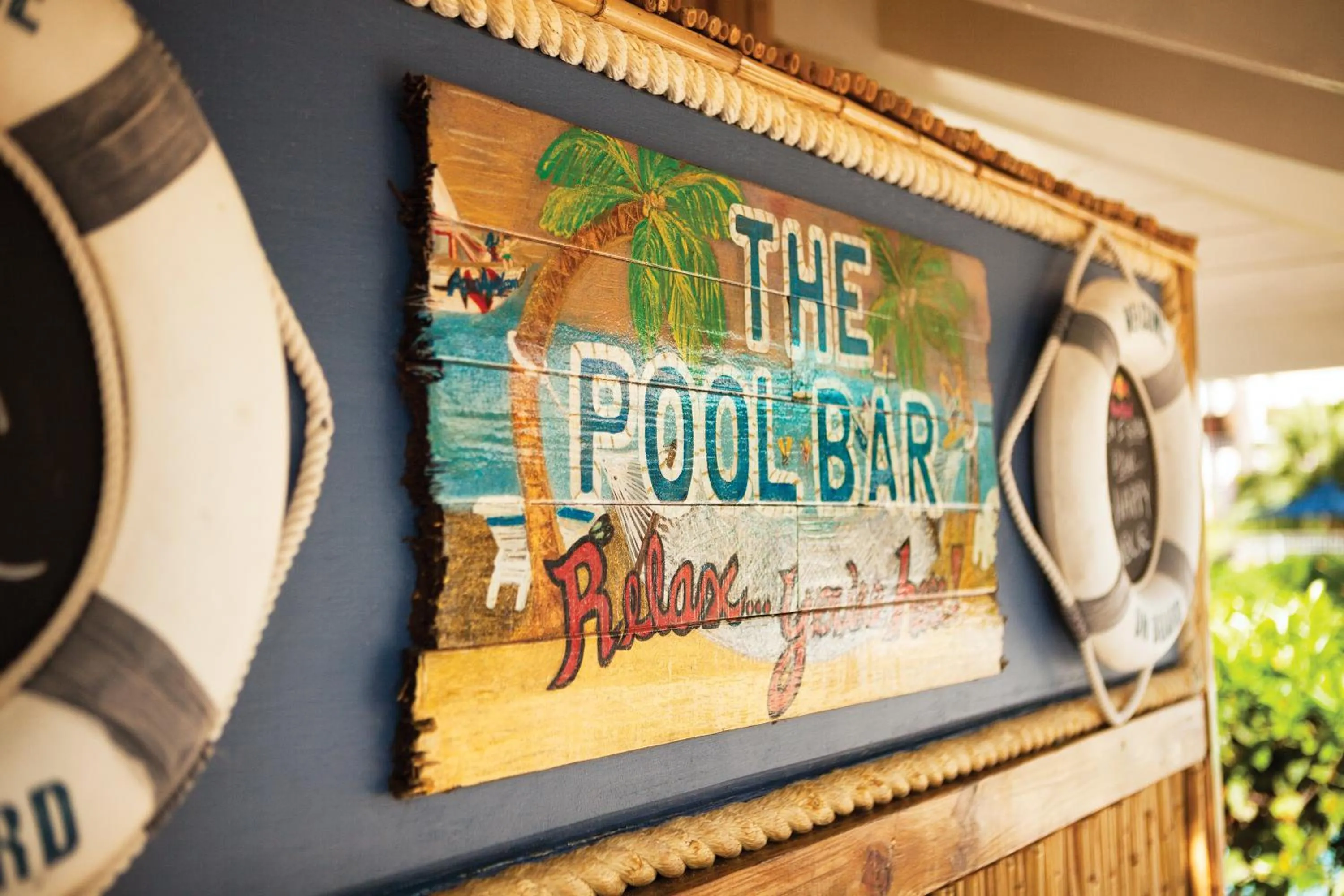 Lounge or bar in Elysian Beach Resort