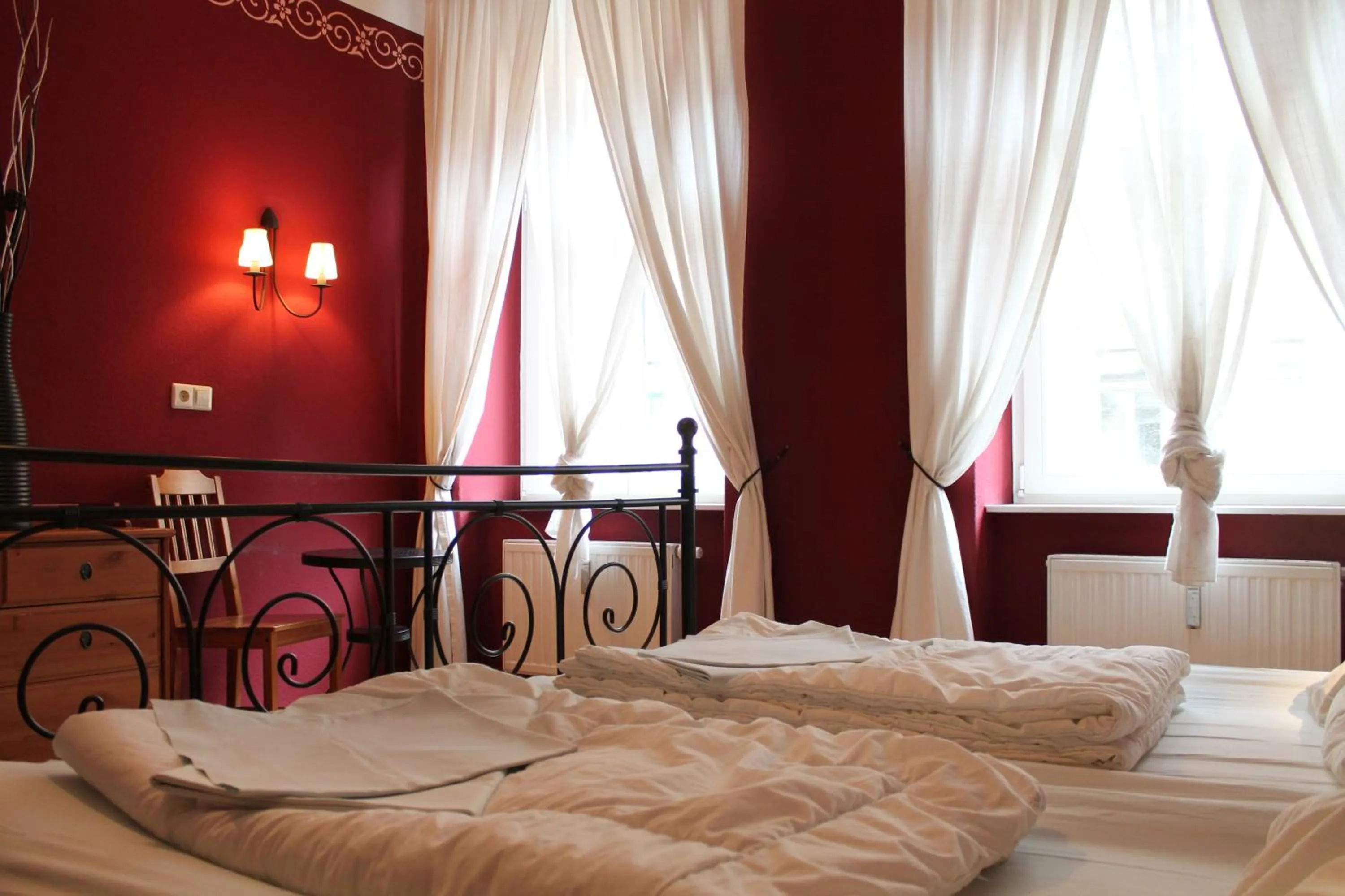 Bedroom, Bed in Hostel Louise 20