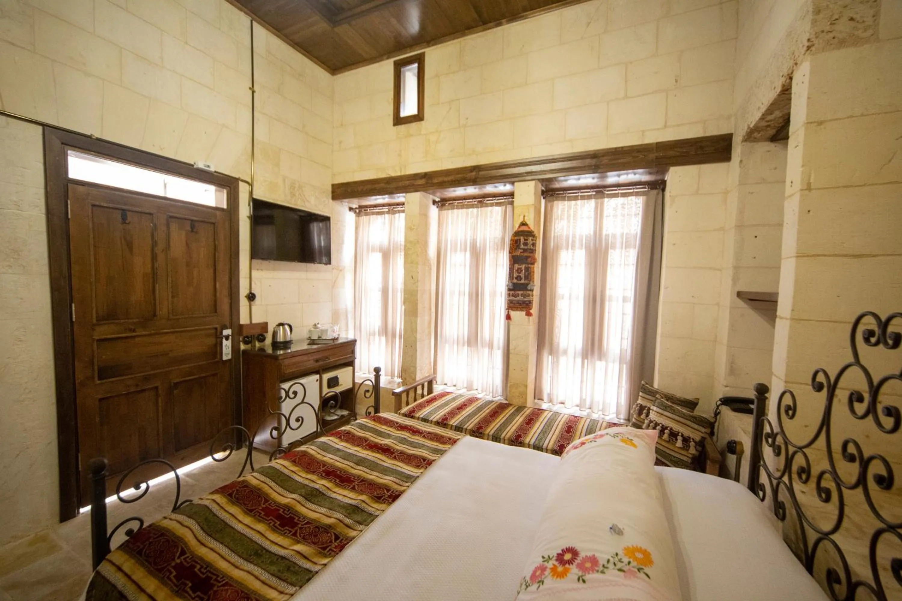 Bed in Hayatlı Konak