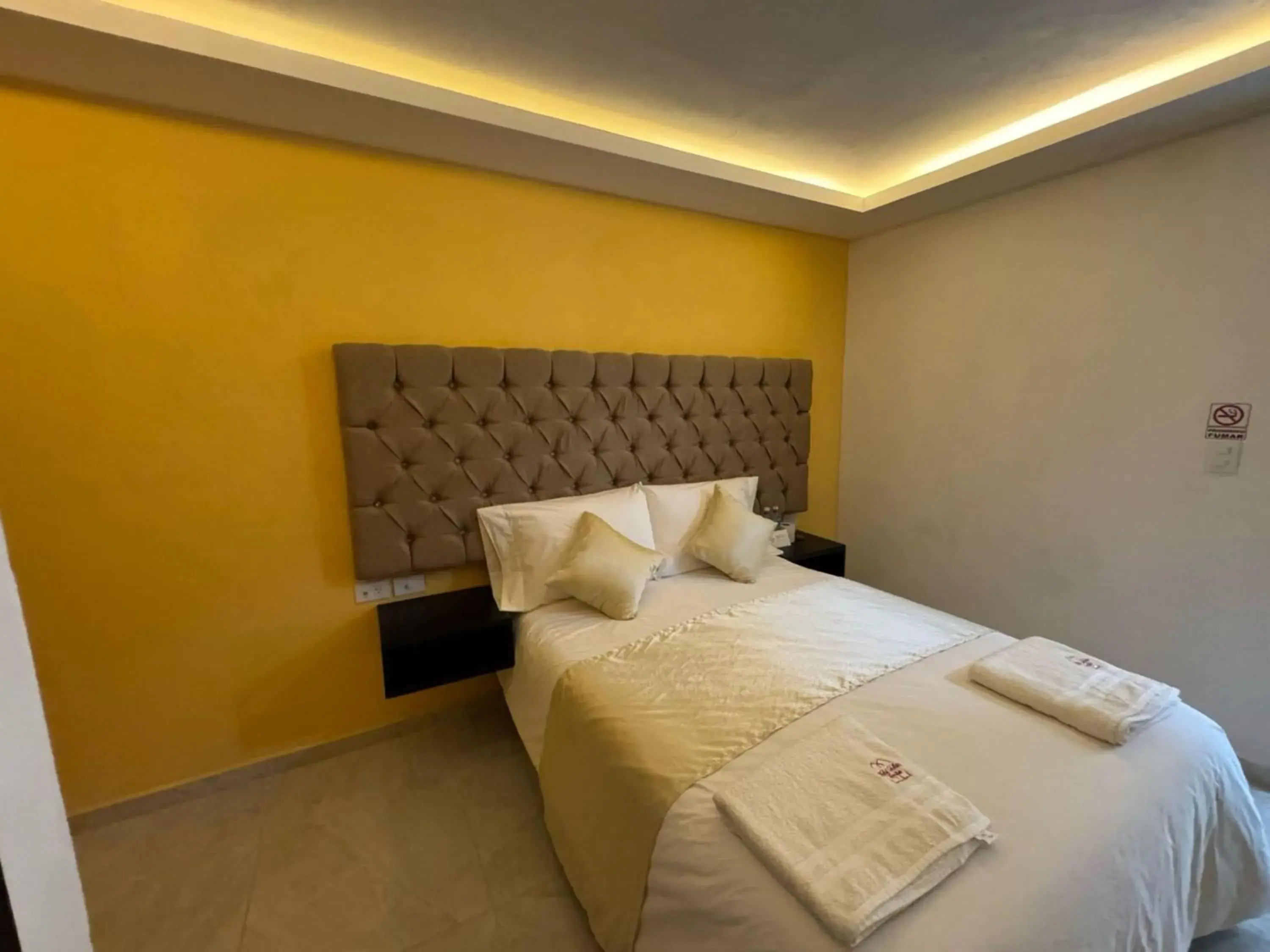 Bedroom, Bed in OYO Hotel Familiar Tollan Cholula Bedroom, Bed in OYO Hotel Familiar Tollan Cholula