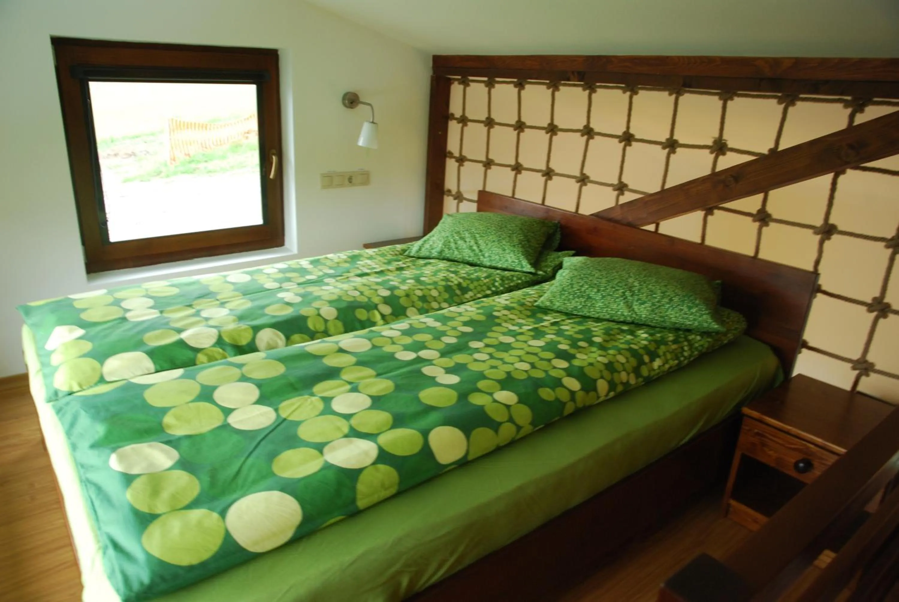 Bed in Bungalouri Horizont
