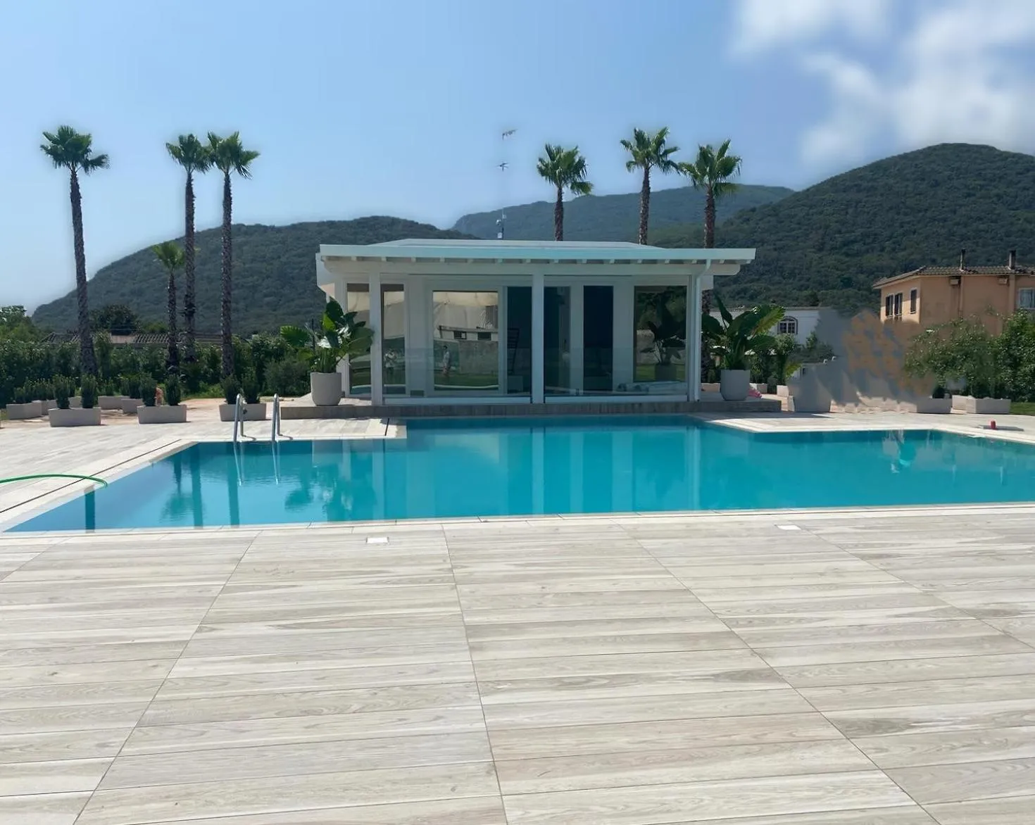 Female Resort