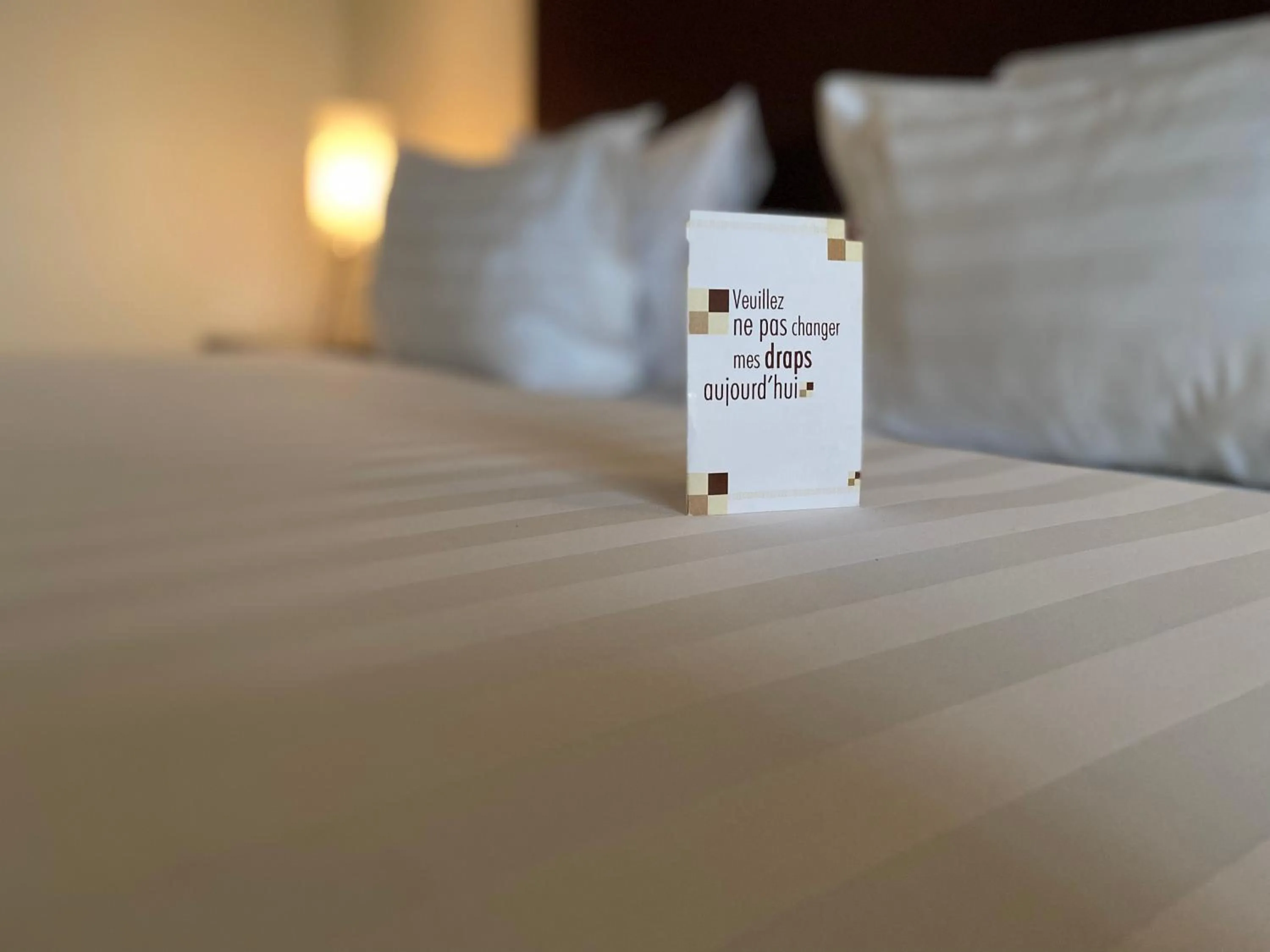 Bed in Hôtel Sancta Maria