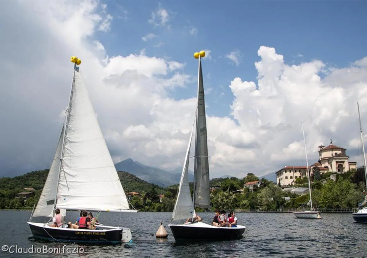 Logo/Certificate/Sign in Caprice