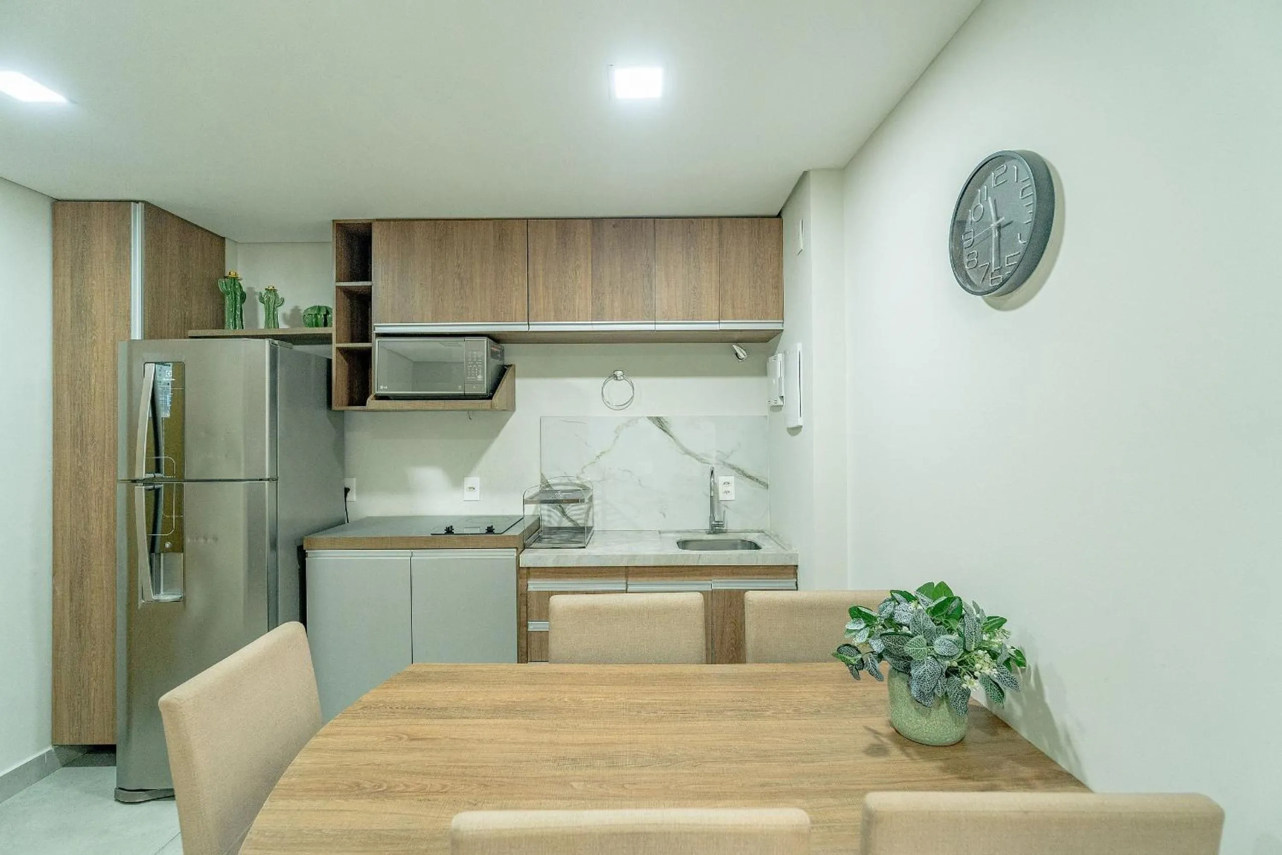 Kitchen or kitchenette in Flat Ile de Pipa Premium Maui by Qavi
