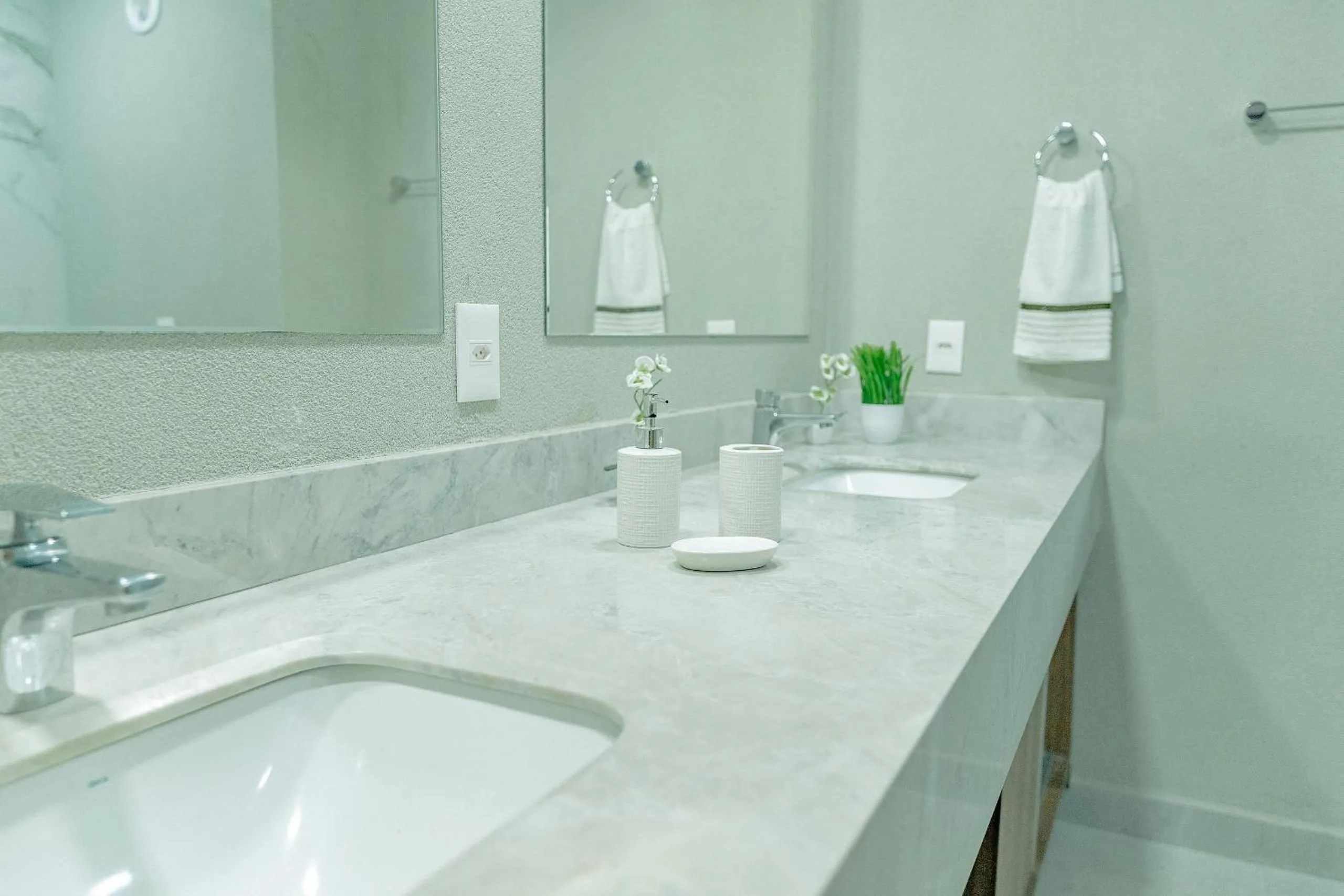 Bathroom in Flat Ile de Pipa Premium Maui by Qavi
