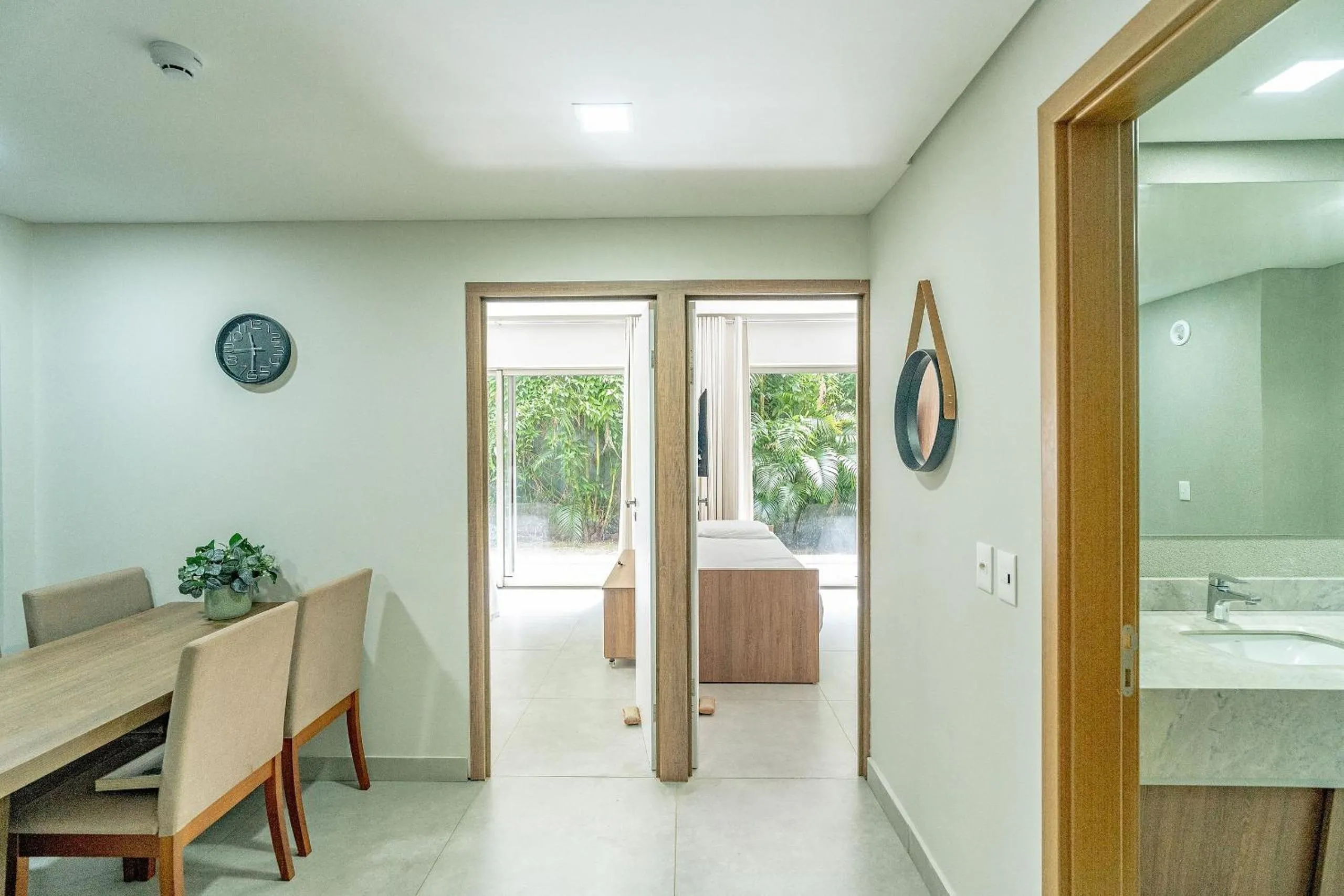 Kitchen or kitchenette in Flat Ile de Pipa Premium Maui by Qavi