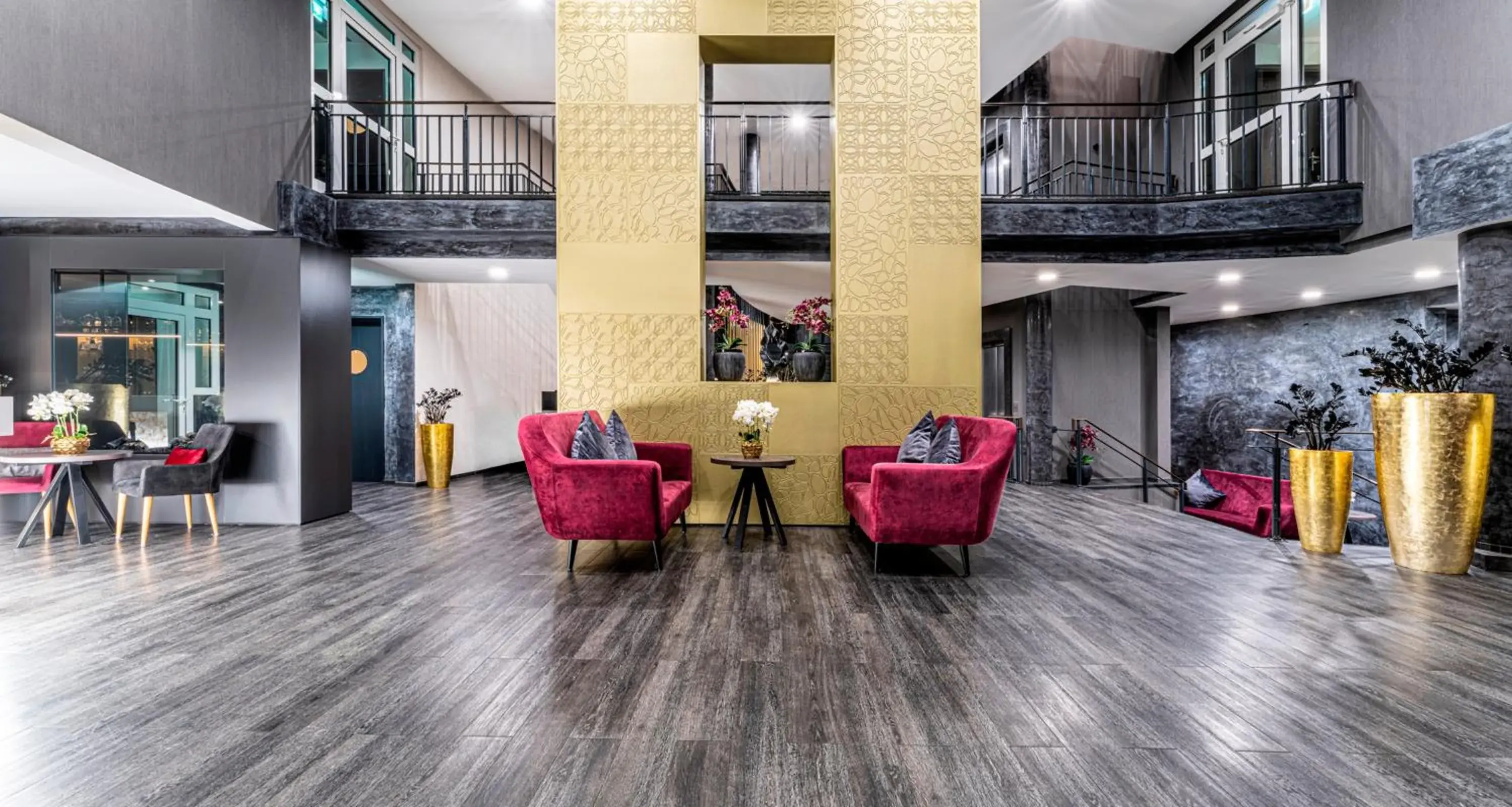 Lobby or reception in PLAZA Premium Parkhotel Norderstedt Lobby or reception in PLAZA Premium Parkhotel Norderstedt