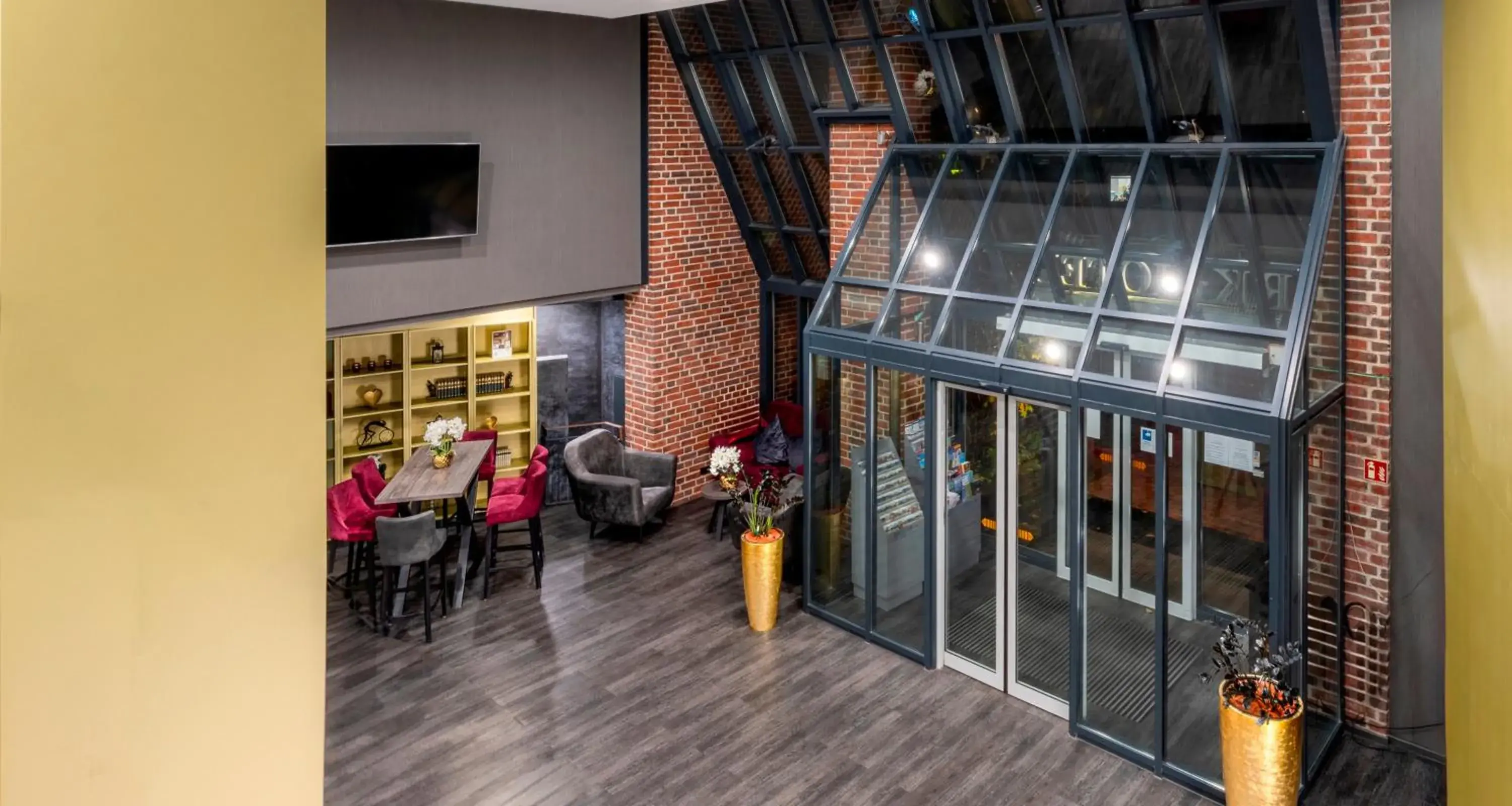 Lobby or reception in PLAZA Premium Parkhotel Norderstedt Lobby or reception in PLAZA Premium Parkhotel Norderstedt