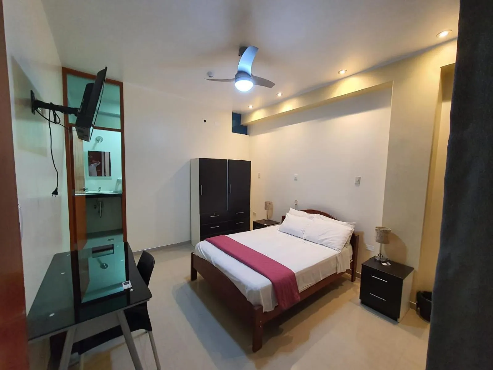 Photo of the whole room in GOLDEN SKY