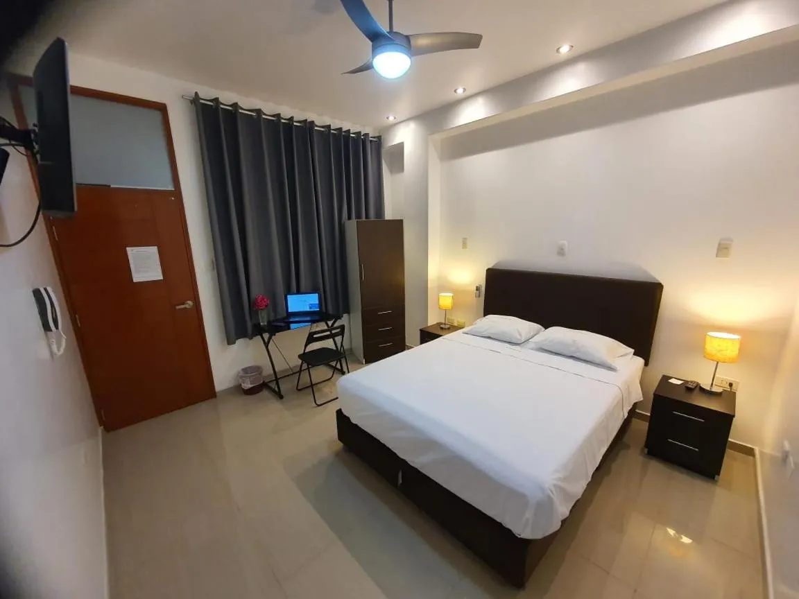 Photo of the whole room in GOLDEN SKY