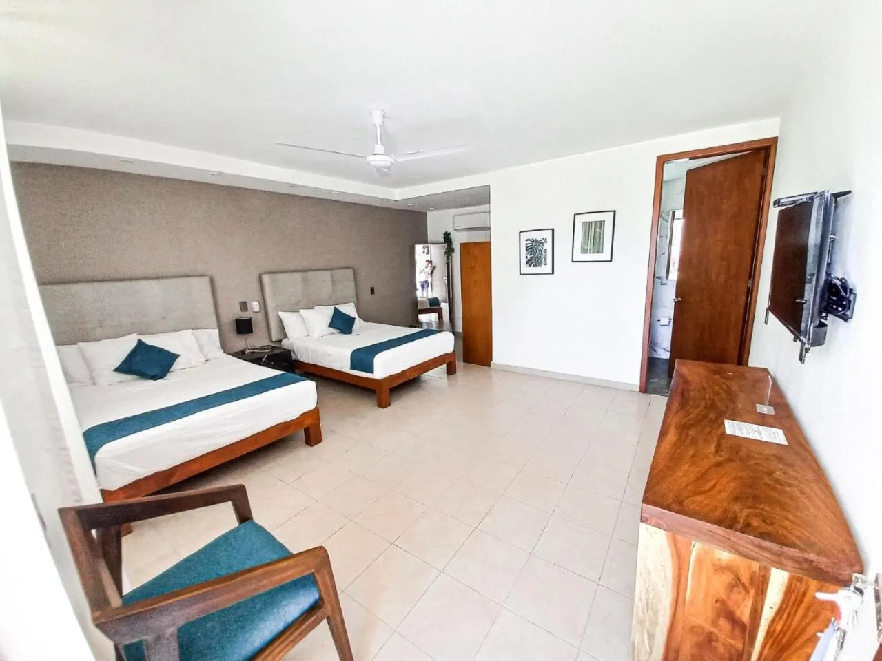 TV and multimedia in AZUL ARENA Hotel Boutique