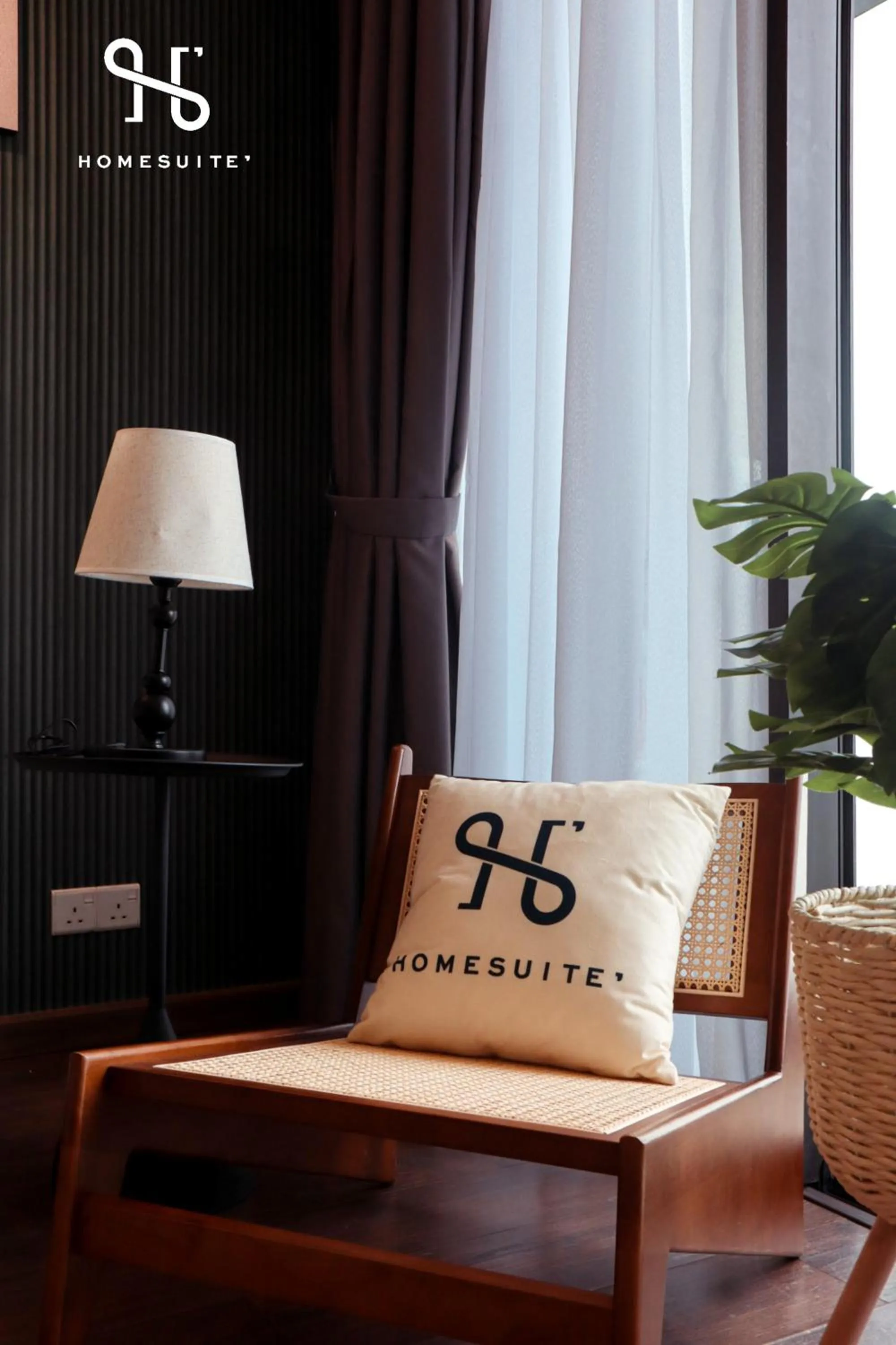 Seating area in Homesuite' Home at Riverson Soho