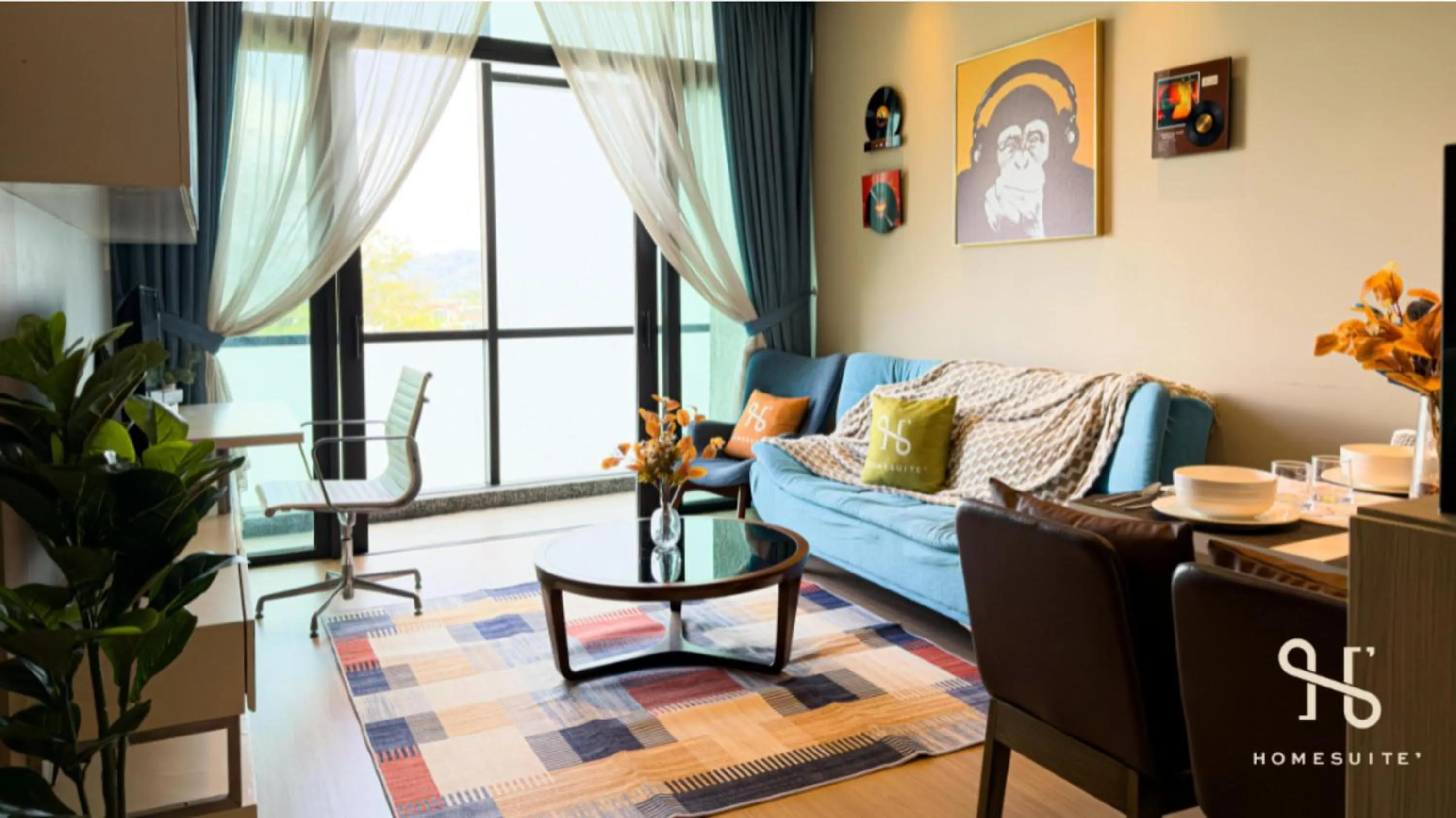 Living room in Homesuite' Home at Riverson Soho