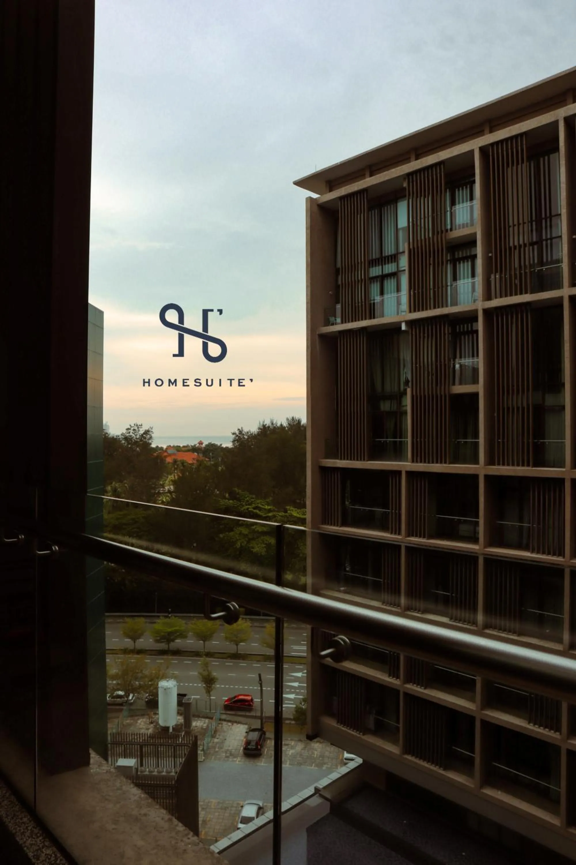 Balcony/Terrace in Homesuite' Home at Riverson Soho