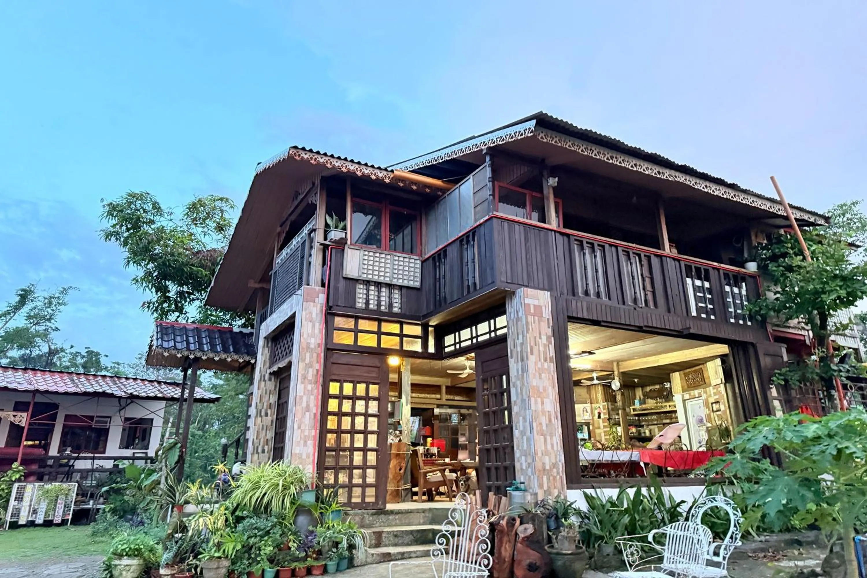 Property building in Hardin De Corales