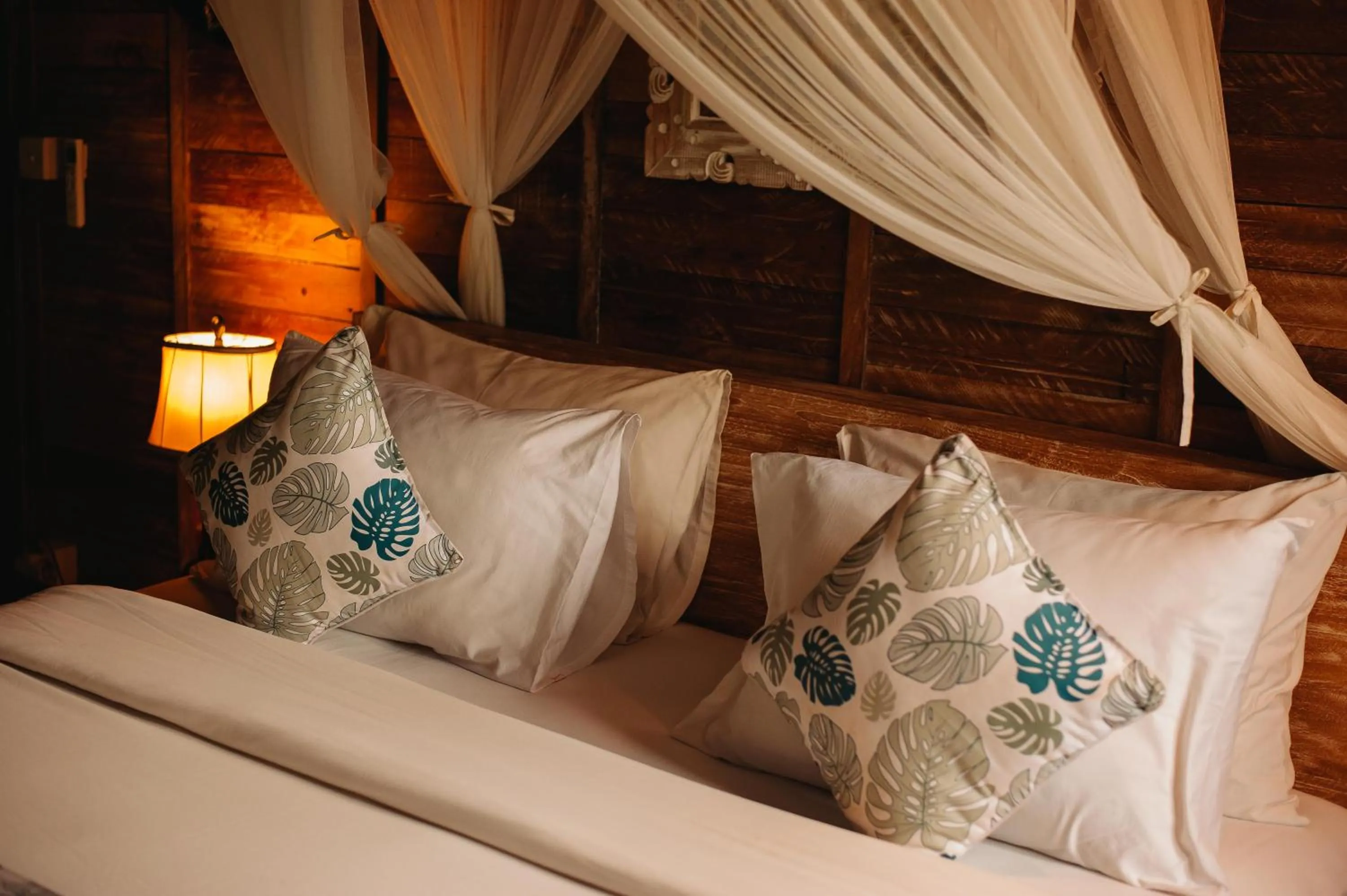 Massage, Bed in Nauna Villa Bali