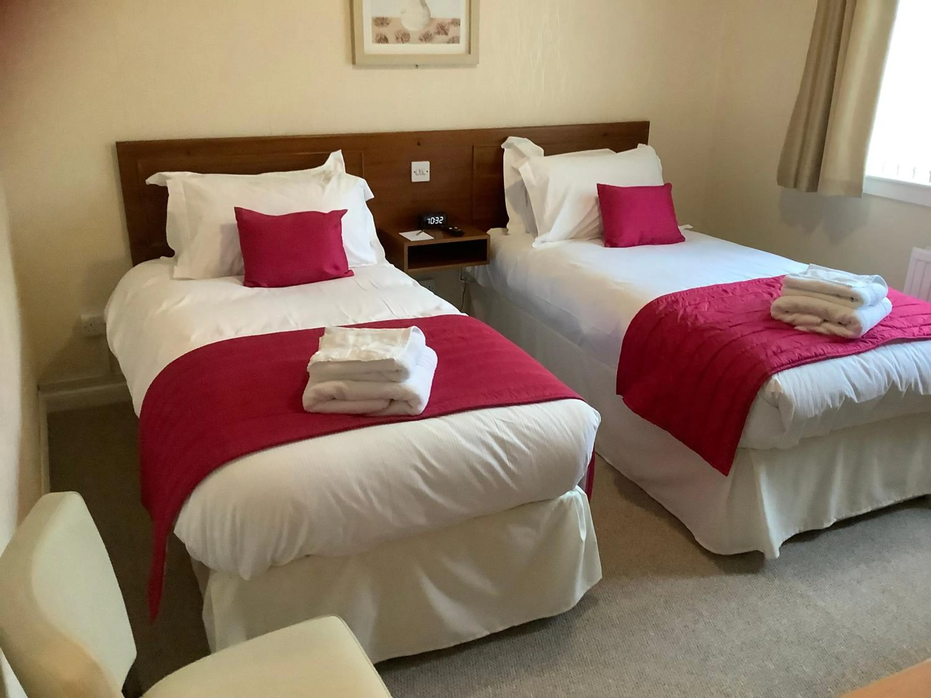 Bed in Edenbank Hotel