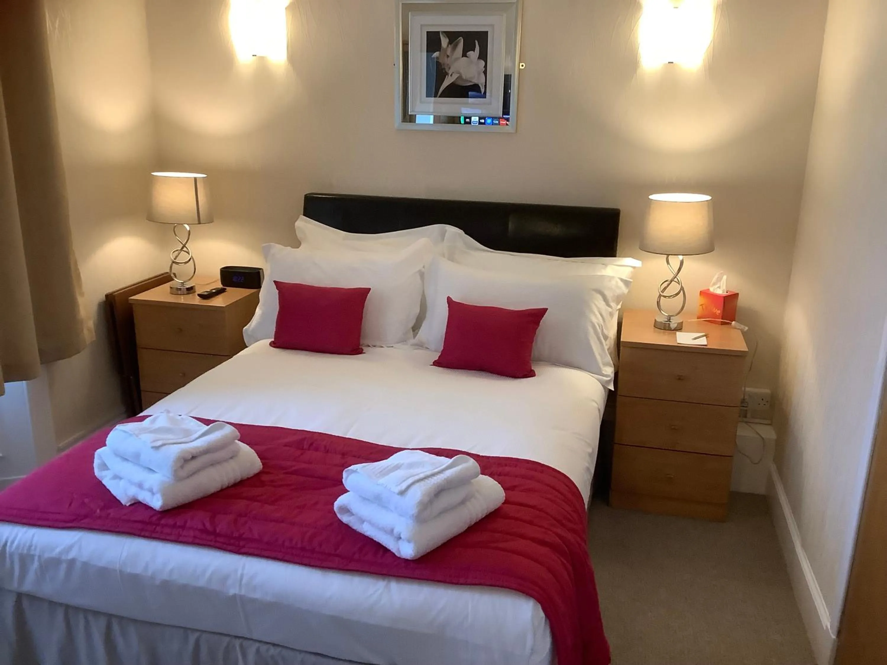 Bed in Edenbank Hotel