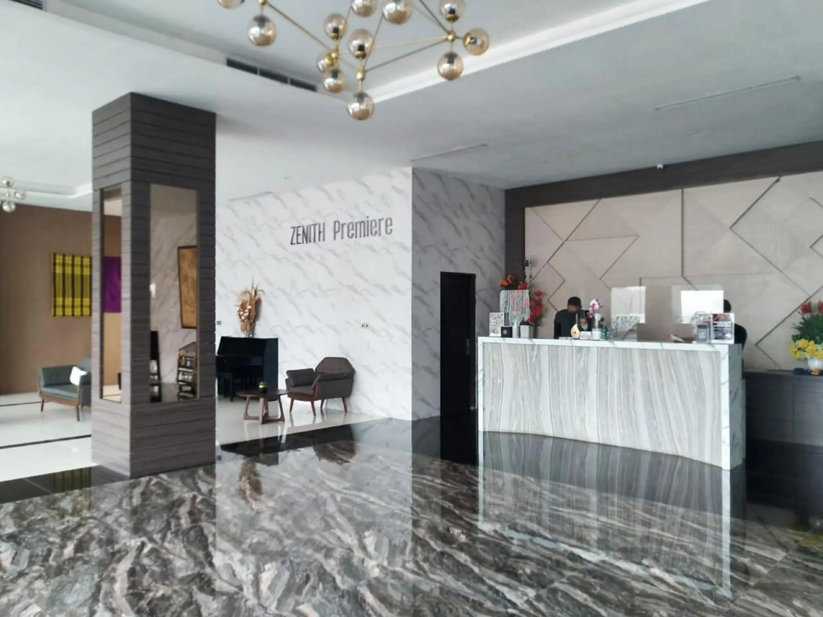Lobby or reception in Zenith Premiere Hotel Baubau Lobby or reception in Zenith Premiere Hotel Baubau