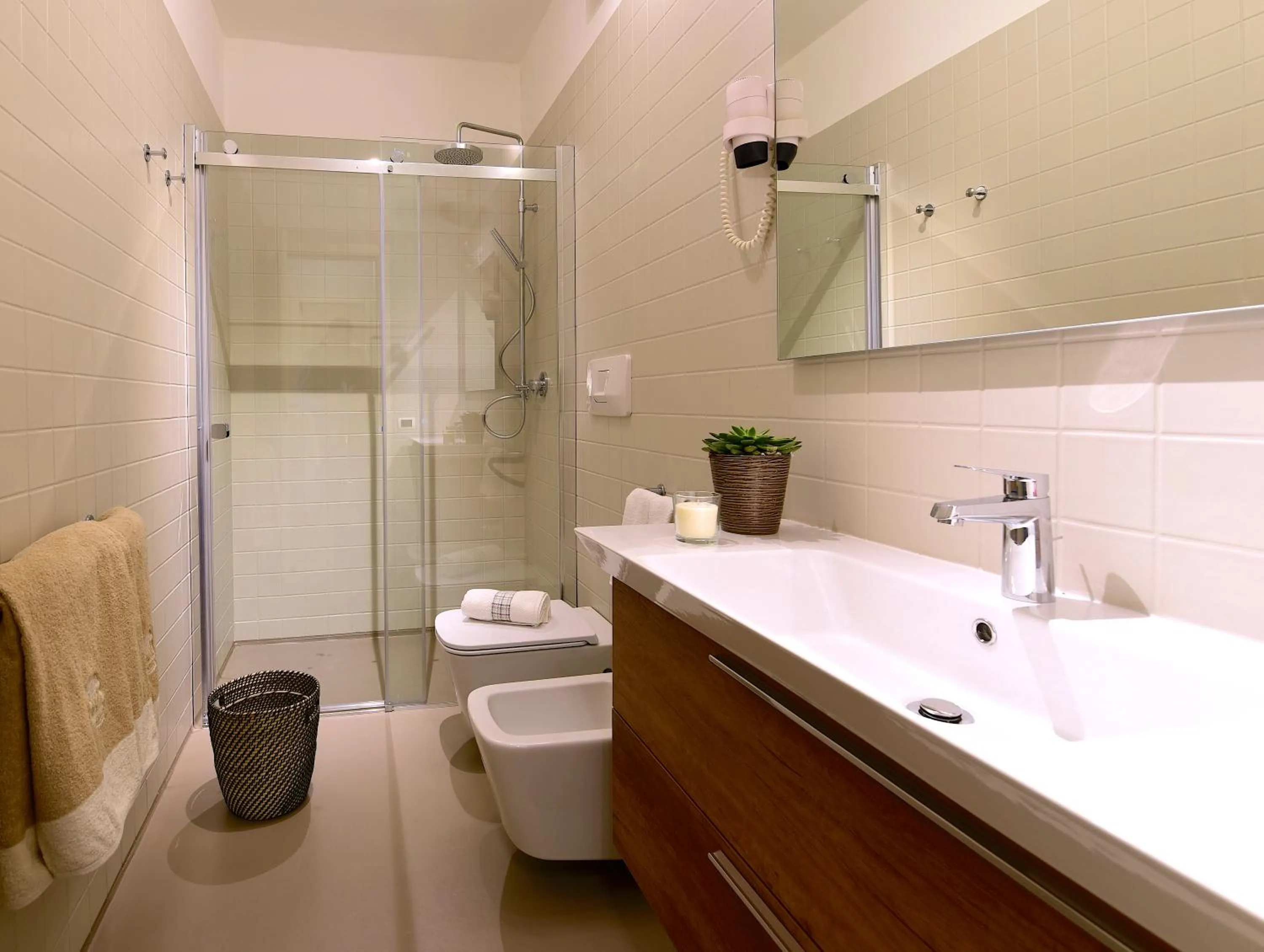 Shower in Golf Hotel Castelconturbia