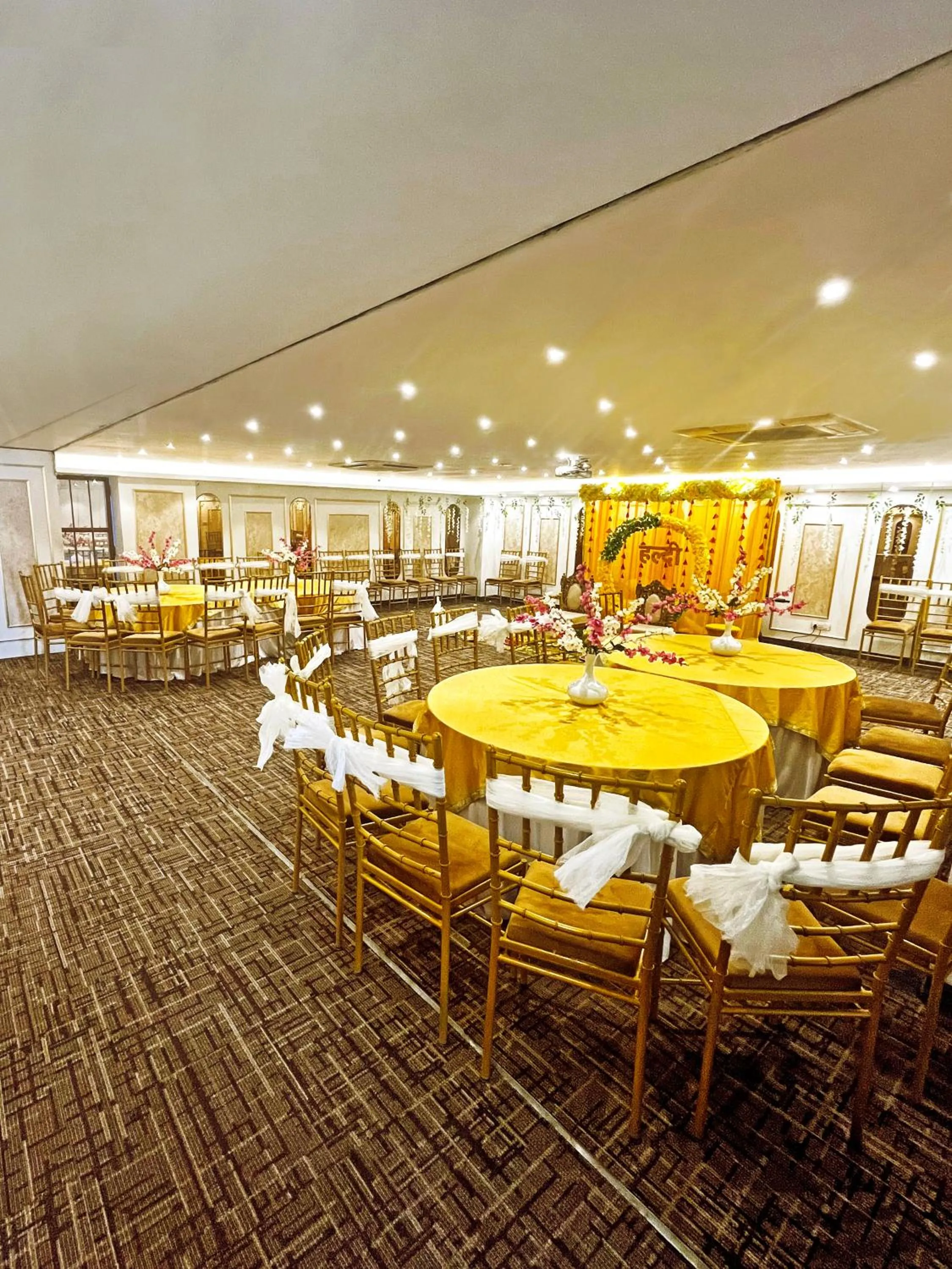 Patio in Town Pallace Inn - Hotel in New Delhi