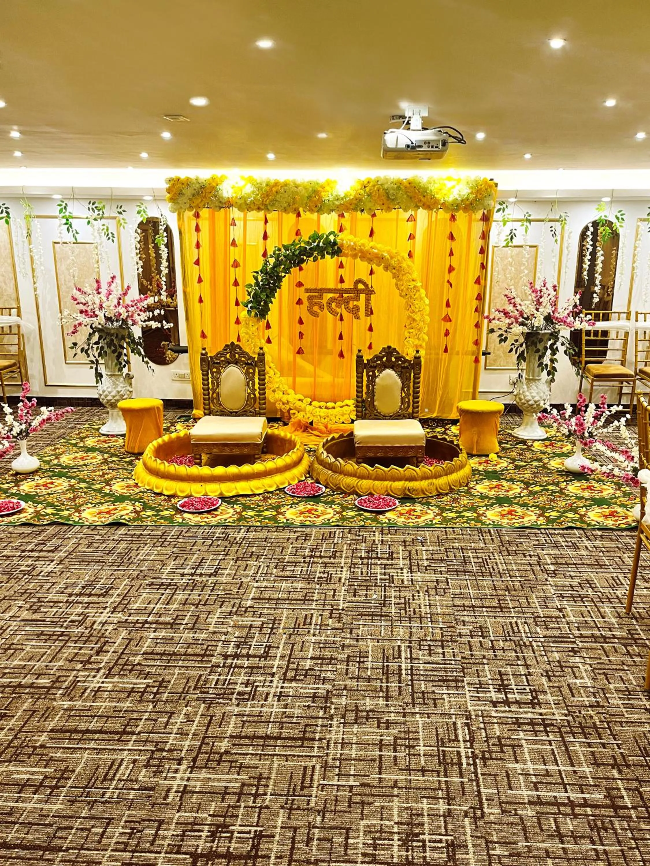 Patio in Town Pallace Inn - Hotel in New Delhi