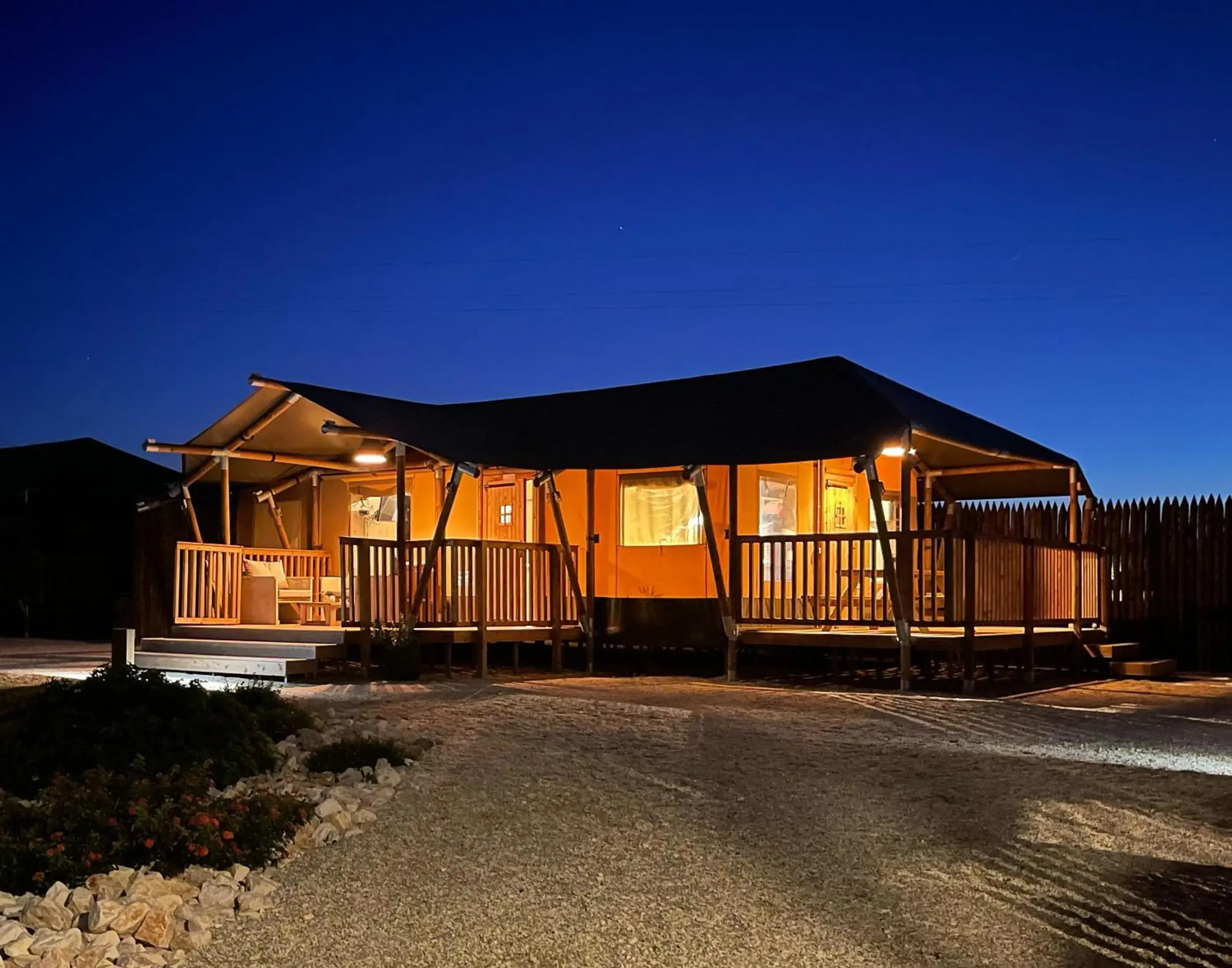 Three-Bedroom Chalet in Kuanza Farmhouse and Lodge Three-Bedroom Chalet in Kuanza Farmhouse and Lodge